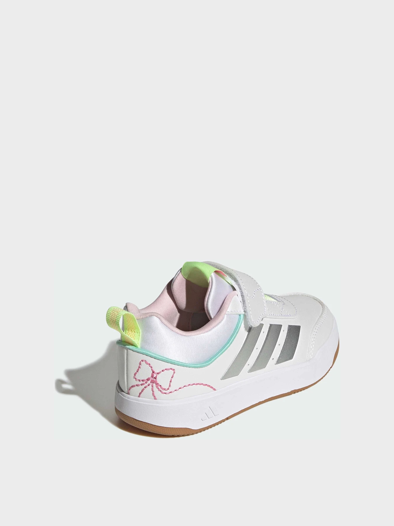 Кросівки Adidas модель KJ1718 Фото