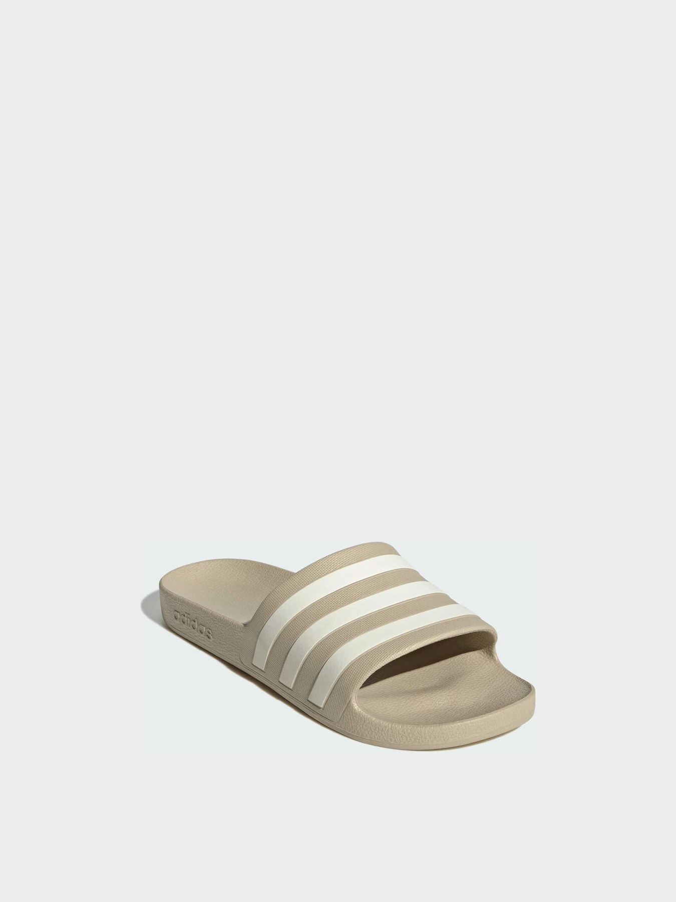 Шлёпанцы Adidas Adilette модель KJ7362 Шлёпанцы Adidas Adilette модель KJ7362 Фото