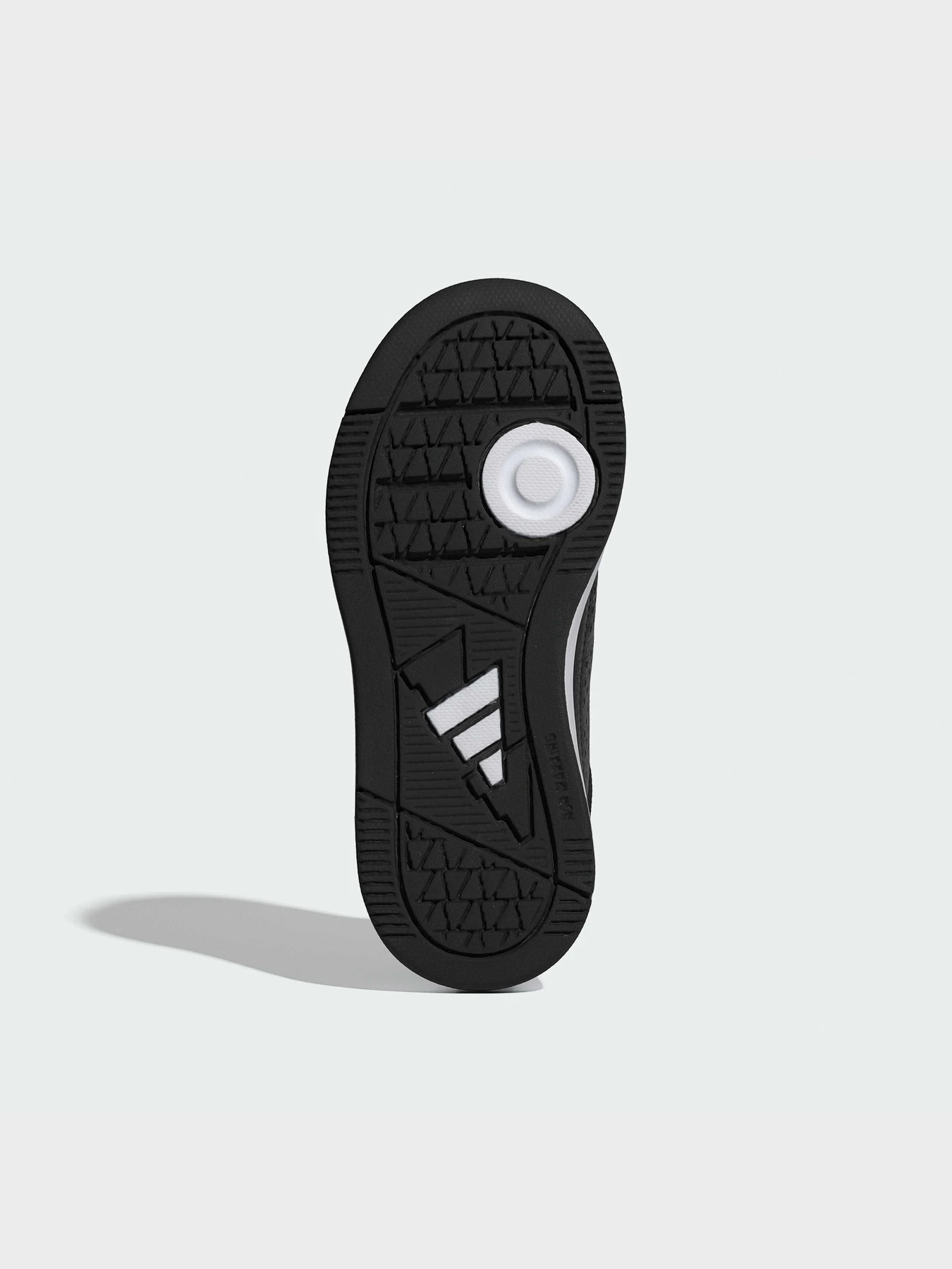 Кросівки Adidas модель JQ1860 Кросівки Adidas модель JQ1860 Фото