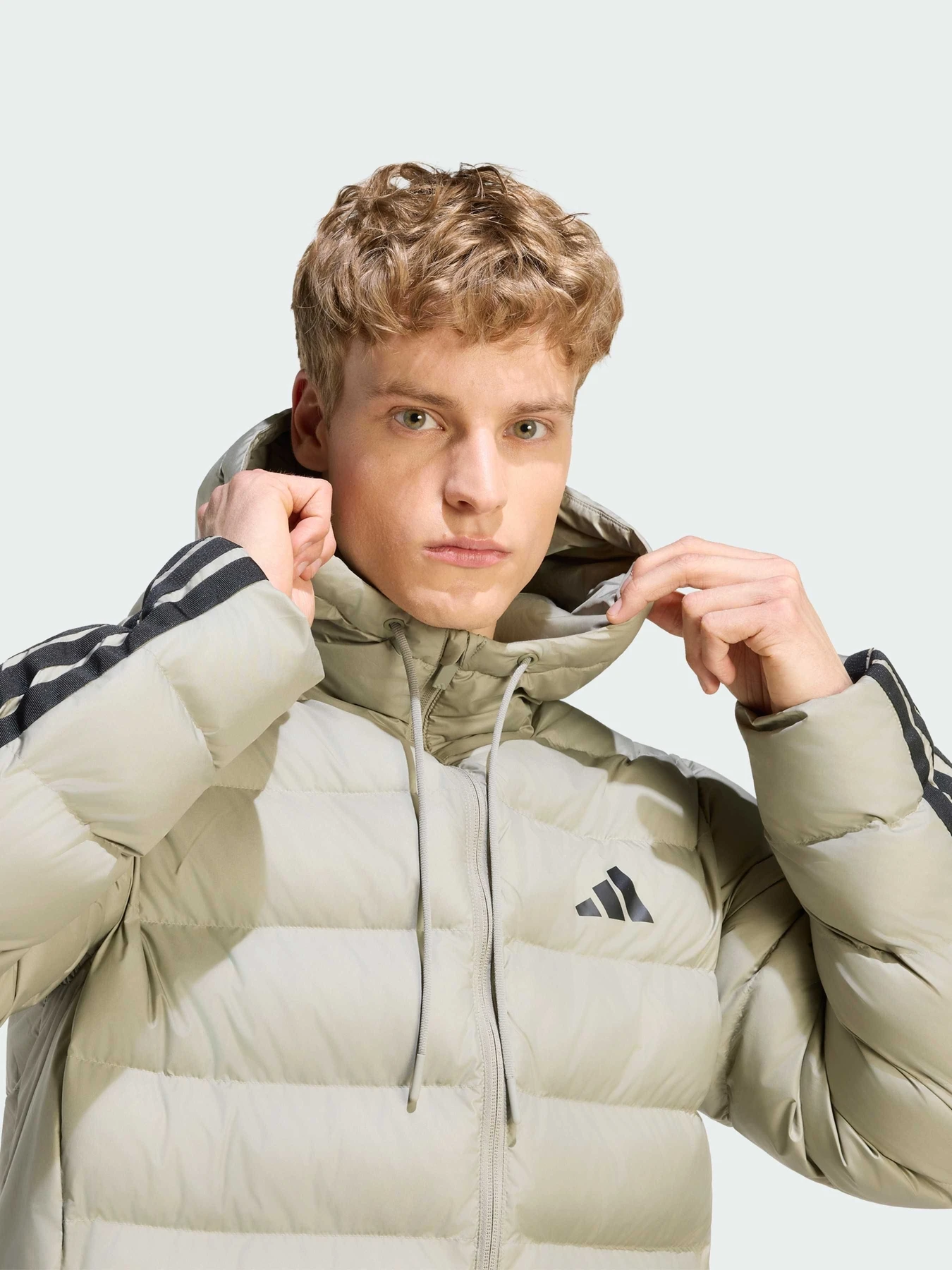 Куртки и дубленки Adidas модель KF2694 Куртки и дубленки Adidas модель KF2694 Фото