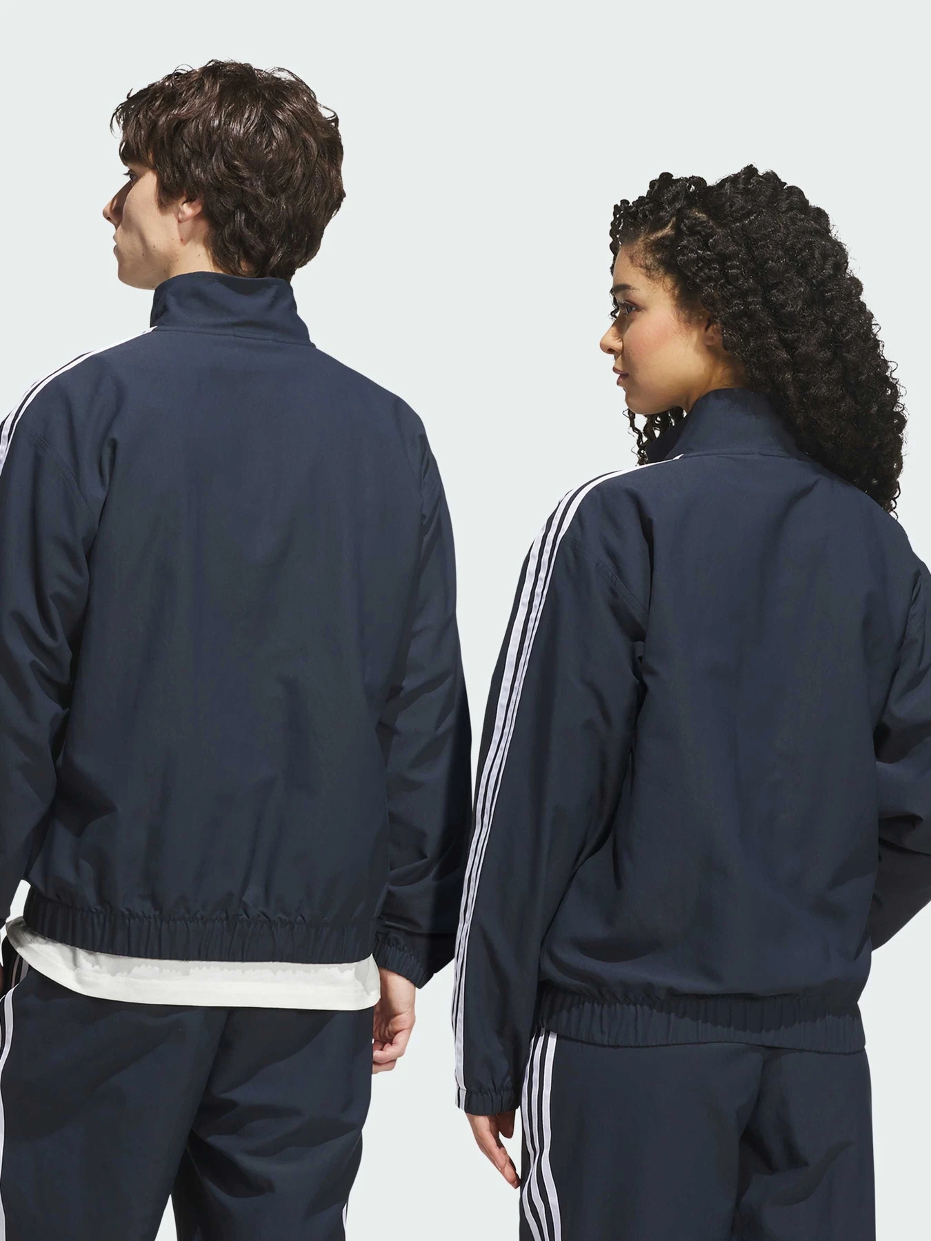 Куртки та дублянки Adidas модель KS4243 Куртки та дублянки Adidas модель KS4243 Фото