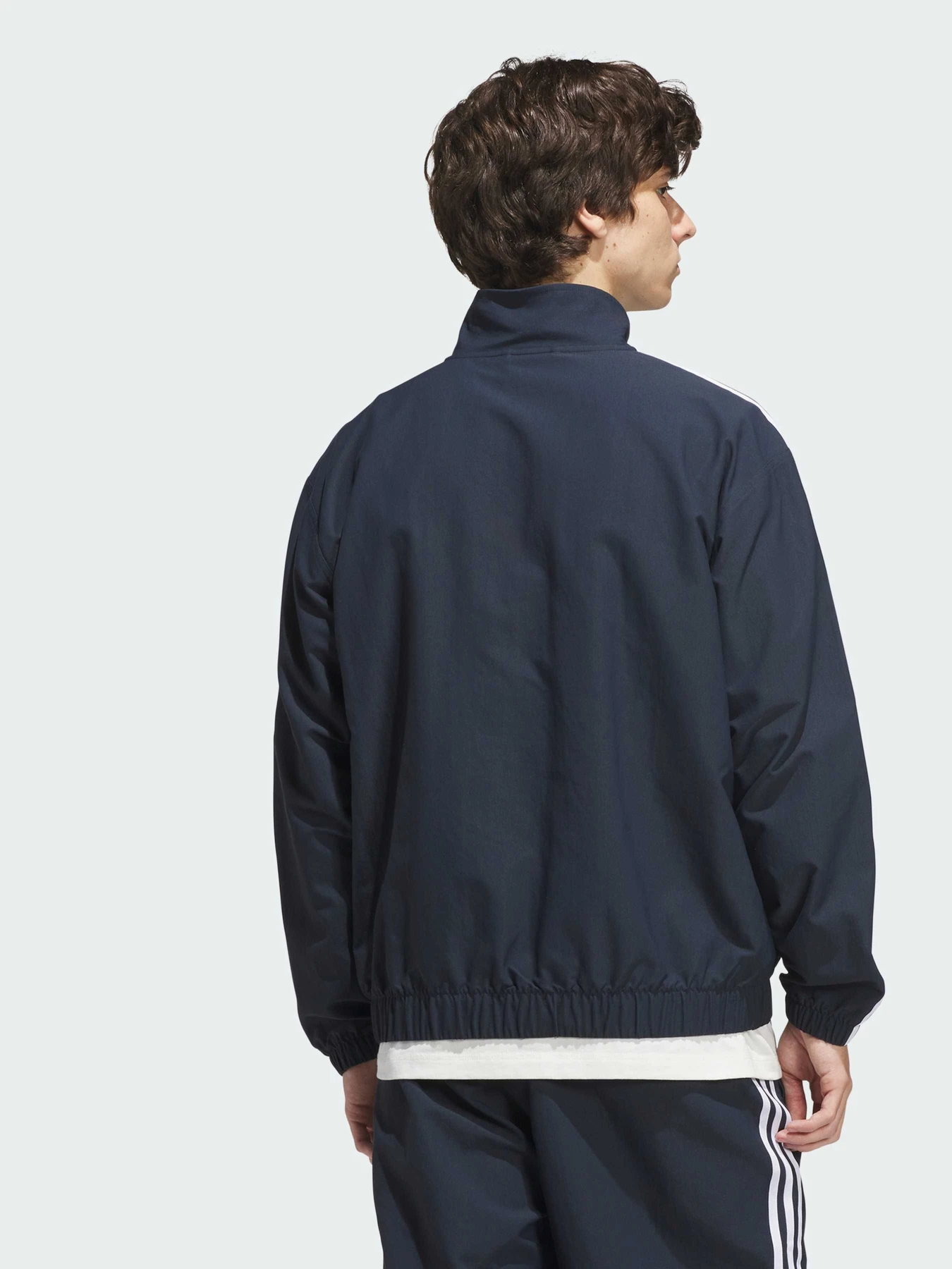 Куртки та дублянки Adidas модель KS4243 Куртки та дублянки Adidas модель KS4243 Фото