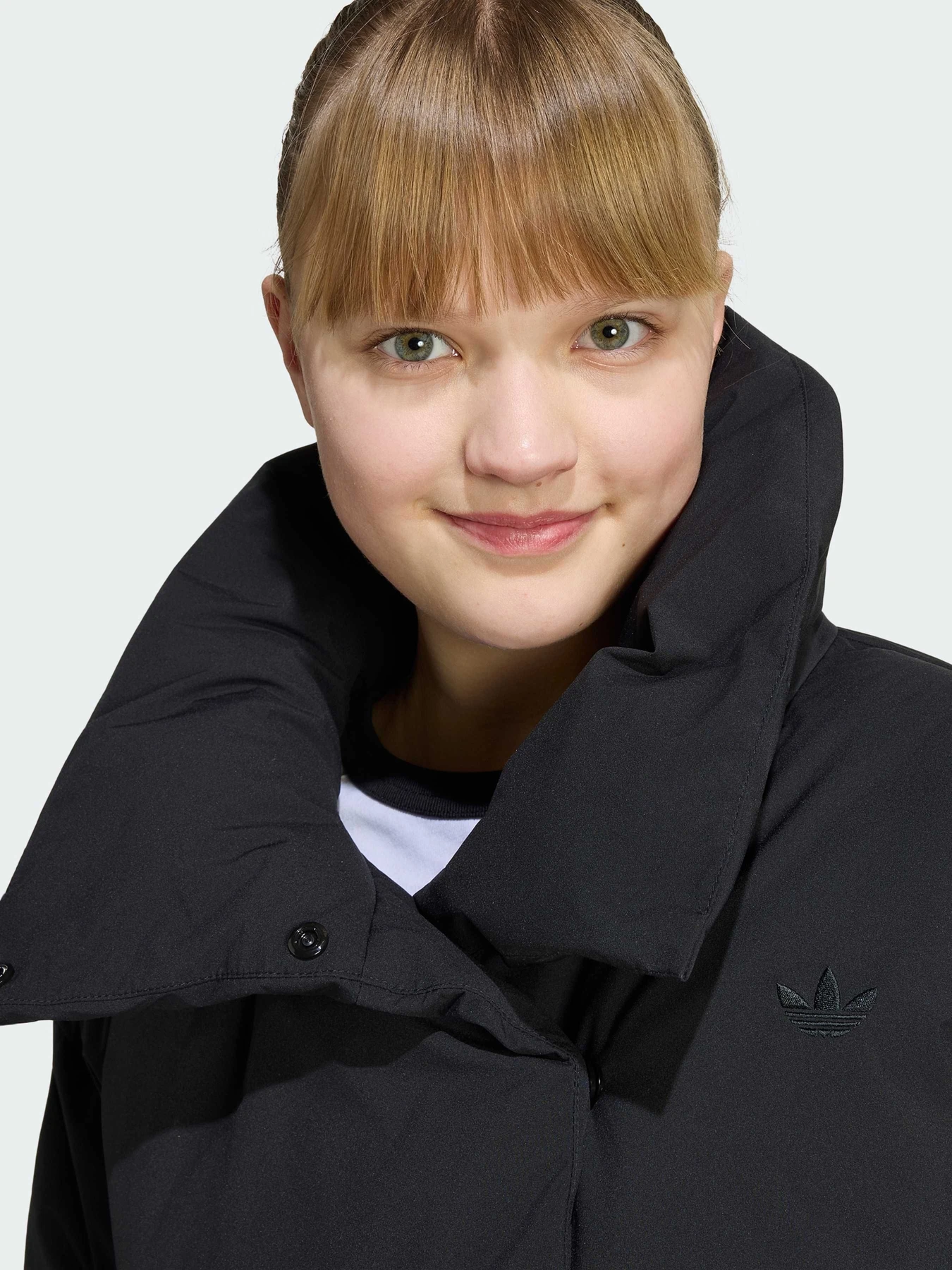 Куртки та дублянки Adidas модель KS1720 Куртки та дублянки Adidas модель KS1720 Фото