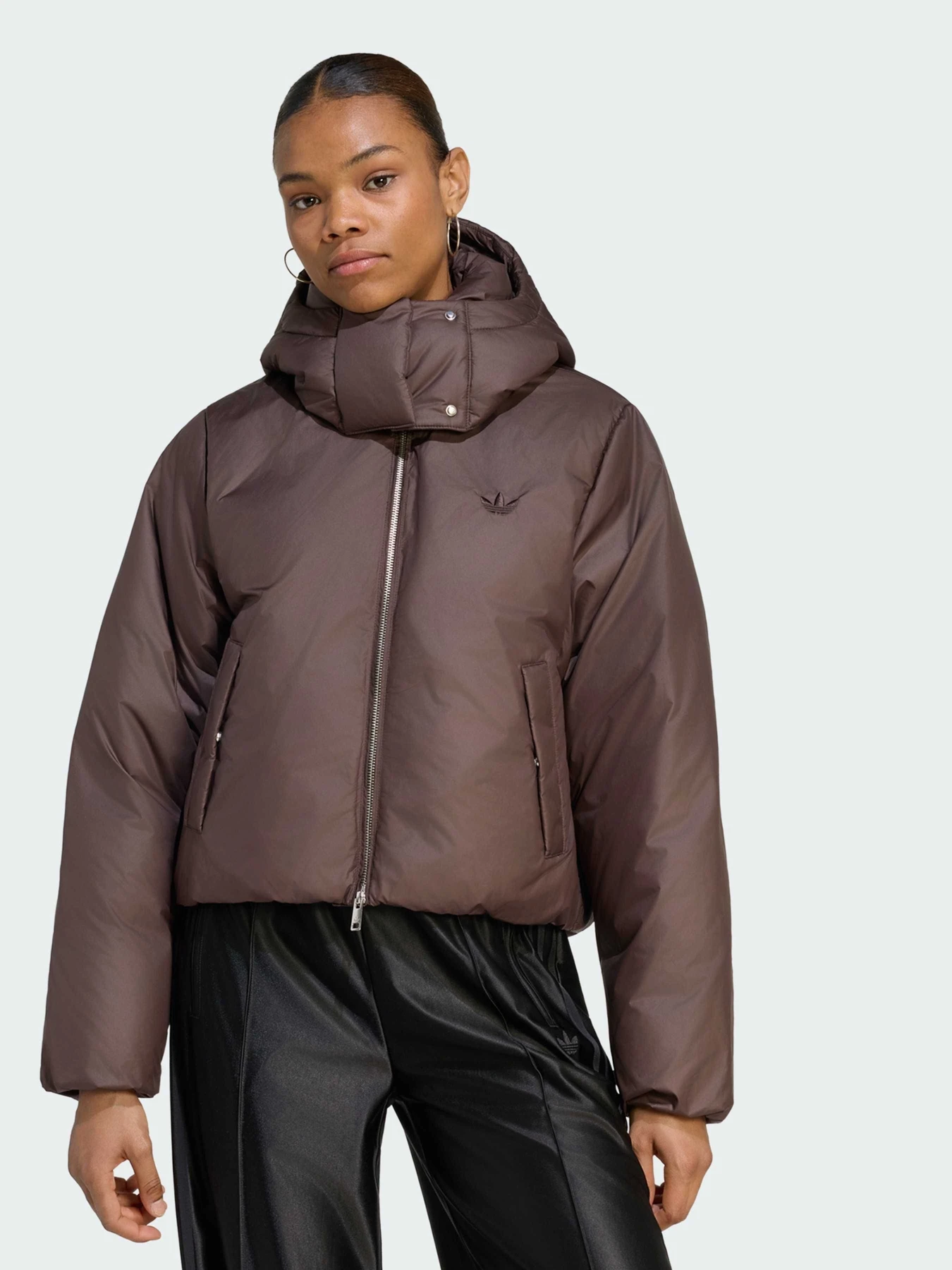 Куртки та дублянки Adidas модель KR9566 Фото