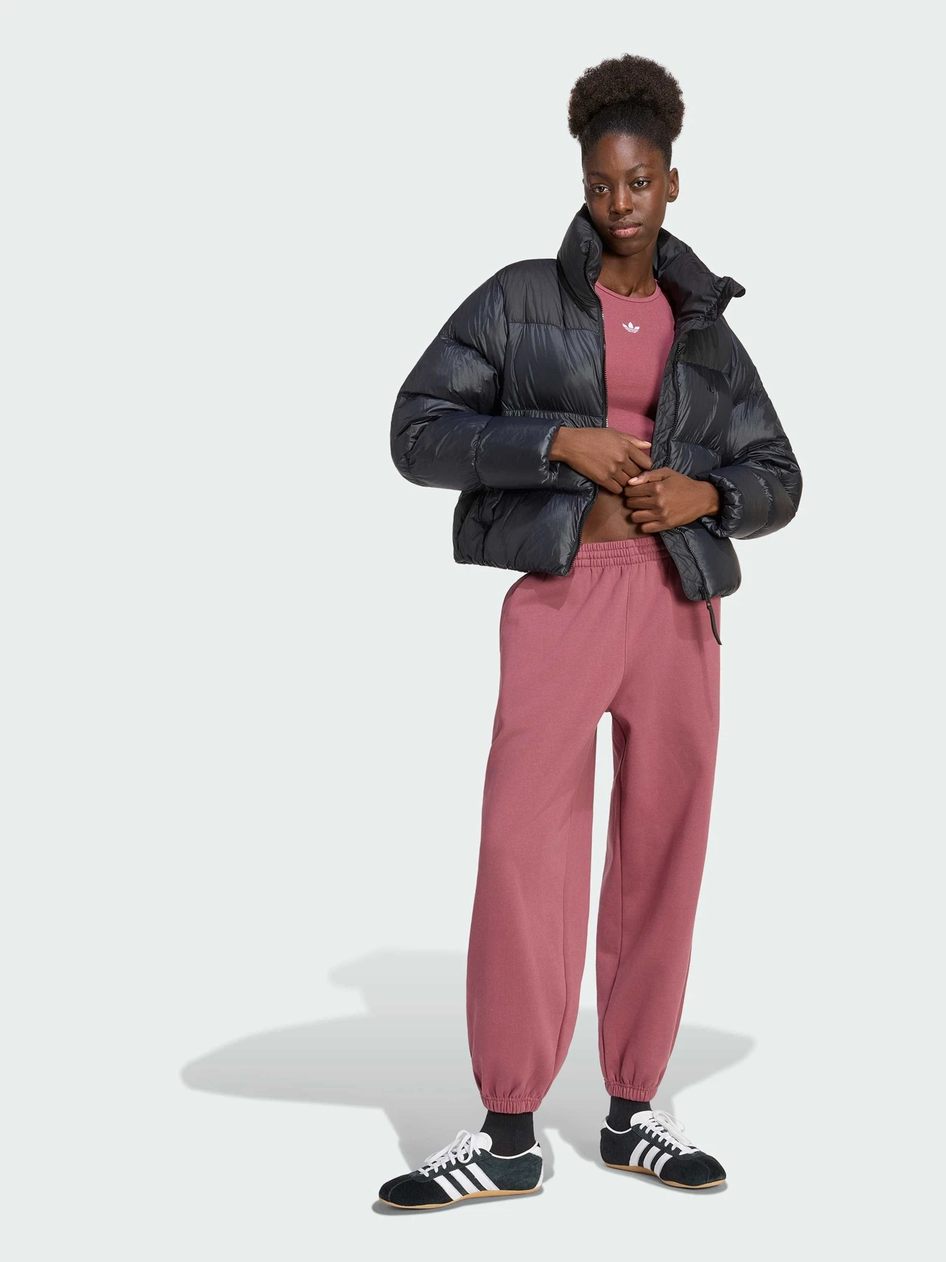 Куртки та дублянки Adidas Adidas Essentials модель KG6674 Фото