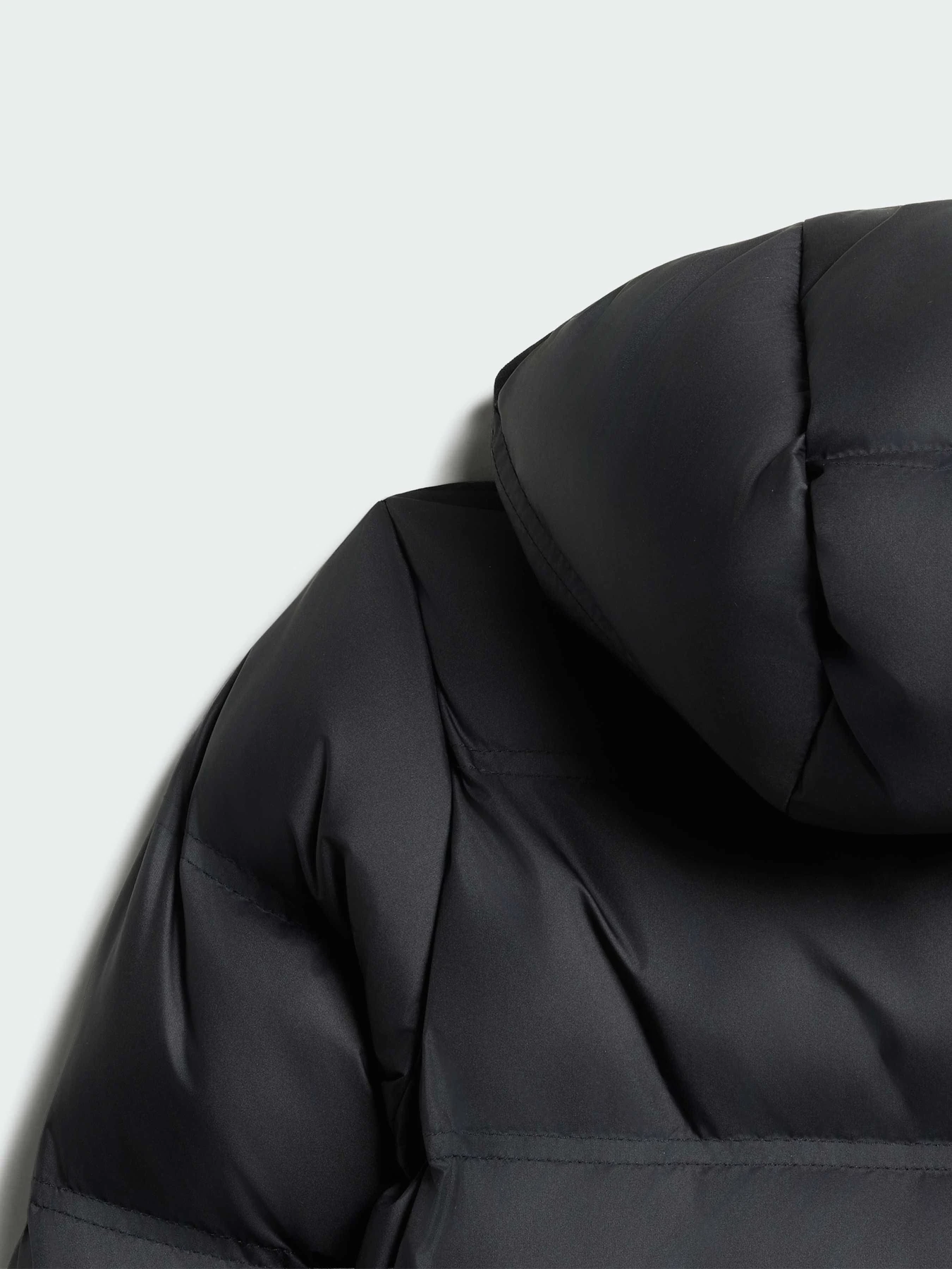 Куртки та дублянки Adidas модель KH0193 Куртки та дублянки Adidas модель KH0193 Фото