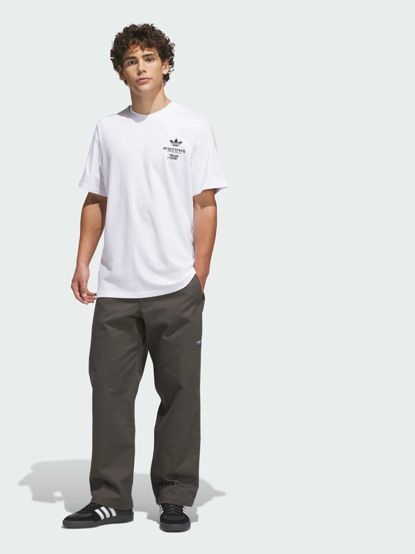 Футболки і поло Adidas Graphics модель KS4335 Футболки і поло Adidas Graphics модель KS4335 Фото