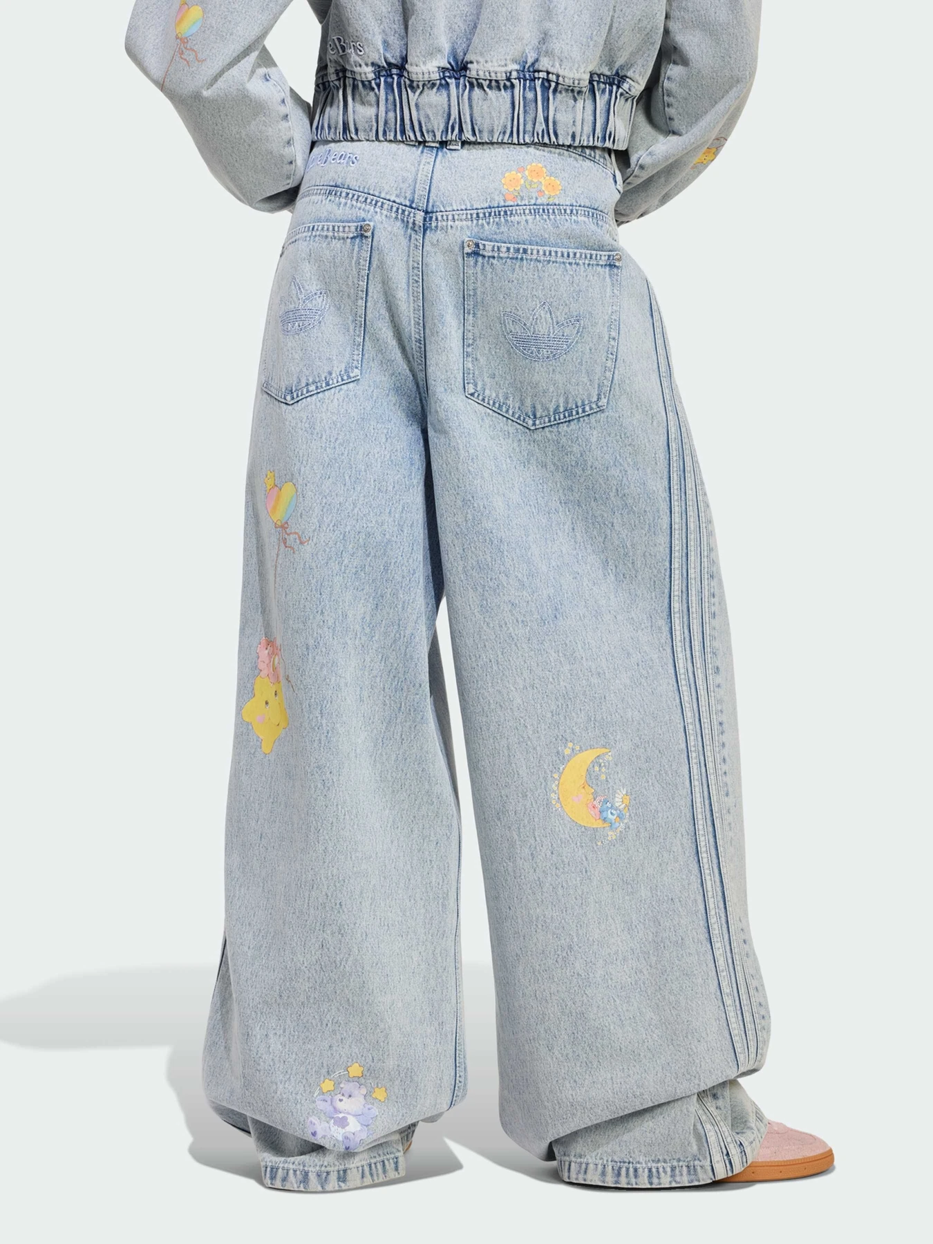 Джинси Adidas Graphics модель KQ6748 Джинси Adidas Graphics модель KQ6748 Фото