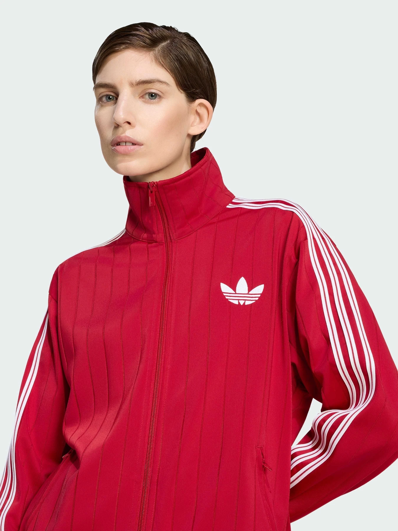 Худи и свитшоты Adidas модель KS9984 Худи и свитшоты Adidas модель KS9984 Фото