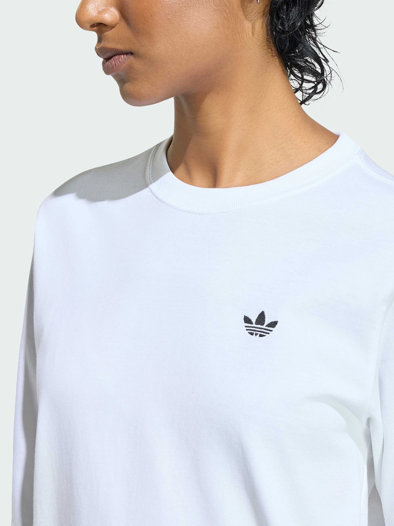 Худі та світшоти Adidas Adidas Essentials модель KR9153 Худі та світшоти Adidas Adidas Essentials модель KR9153 Фото