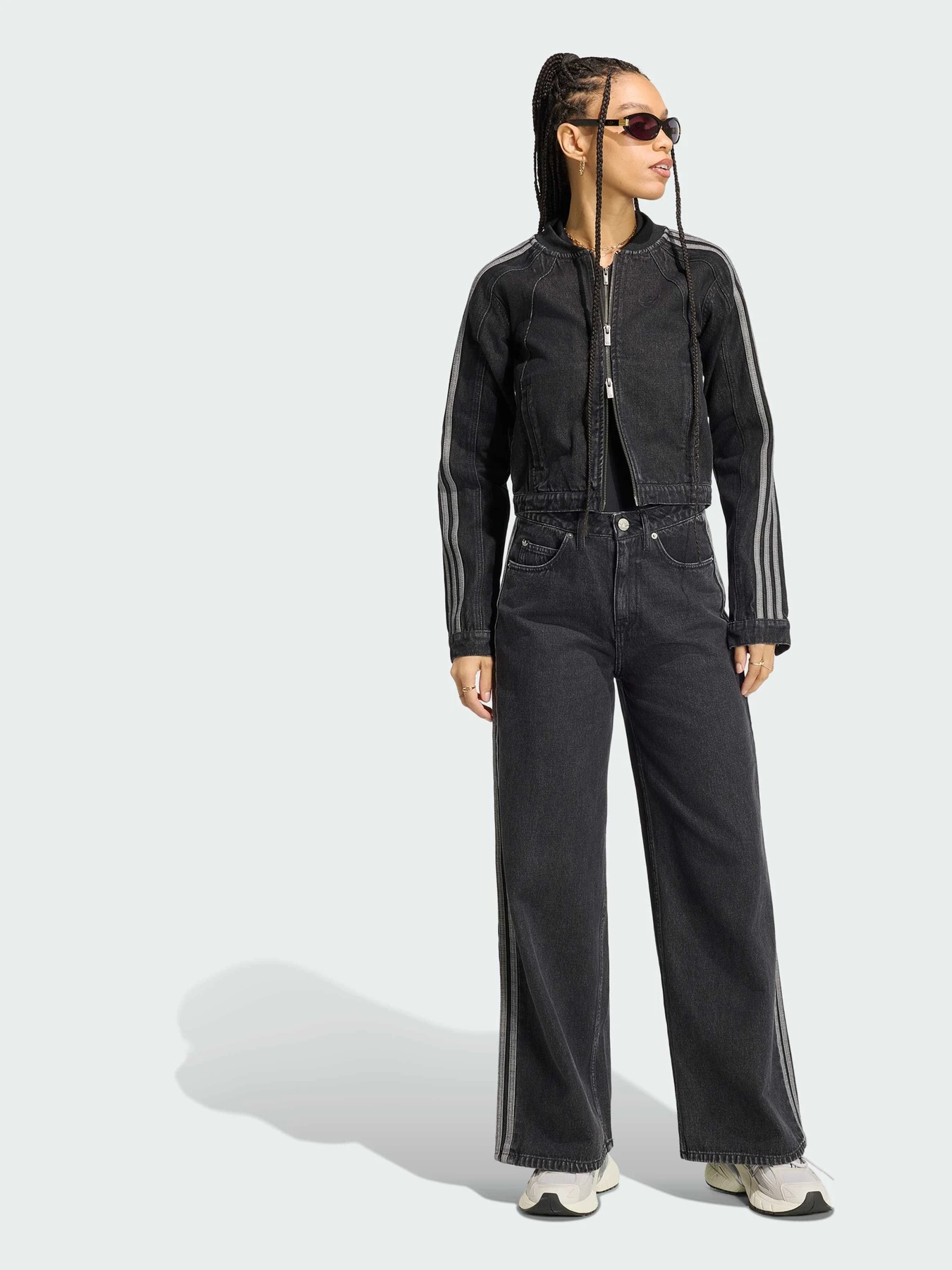 Куртки та дублянки Adidas модель KQ6467 Фото
