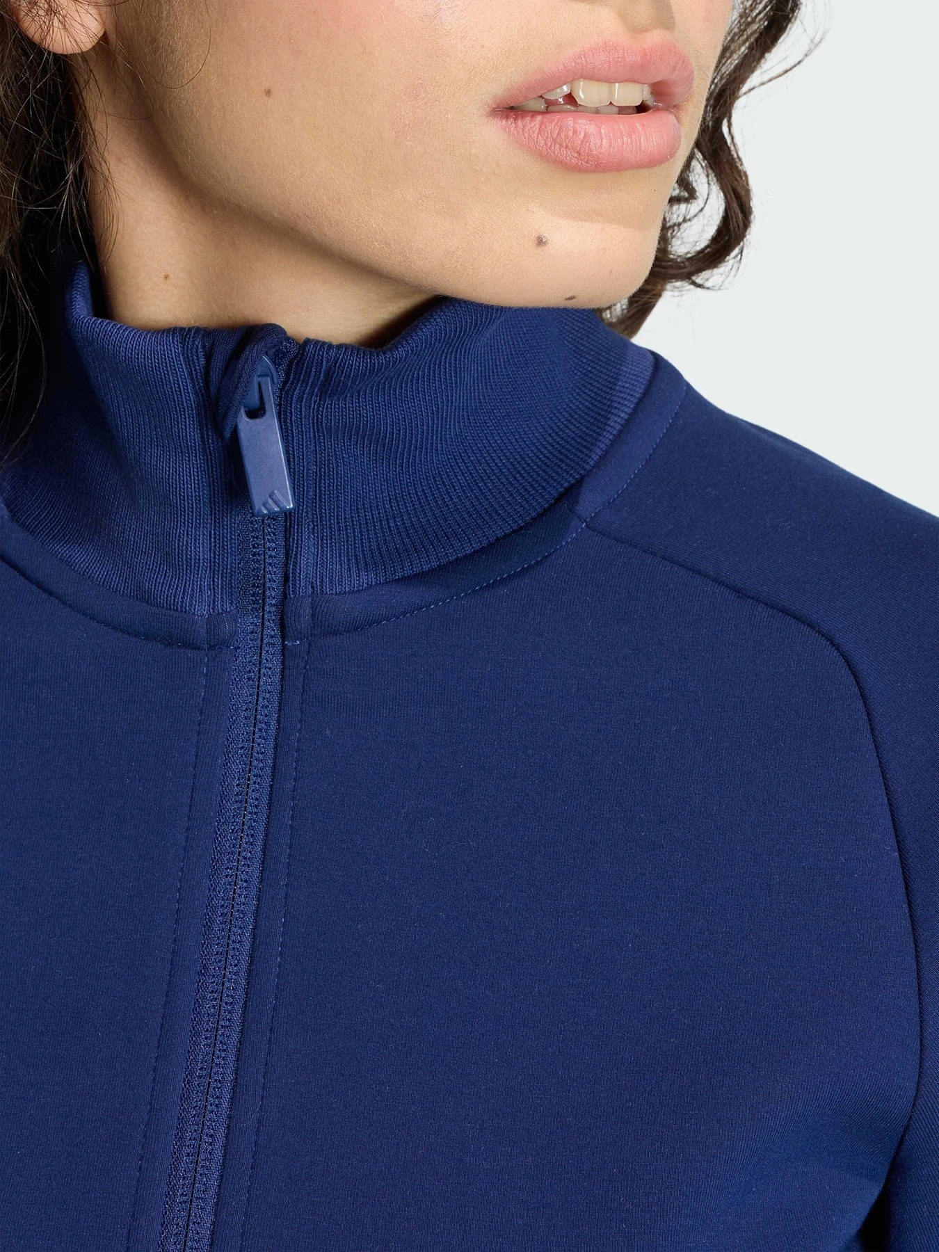 Худі та світшоти Adidas модель KR5291 Худі та світшоти Adidas модель KR5291 Фото