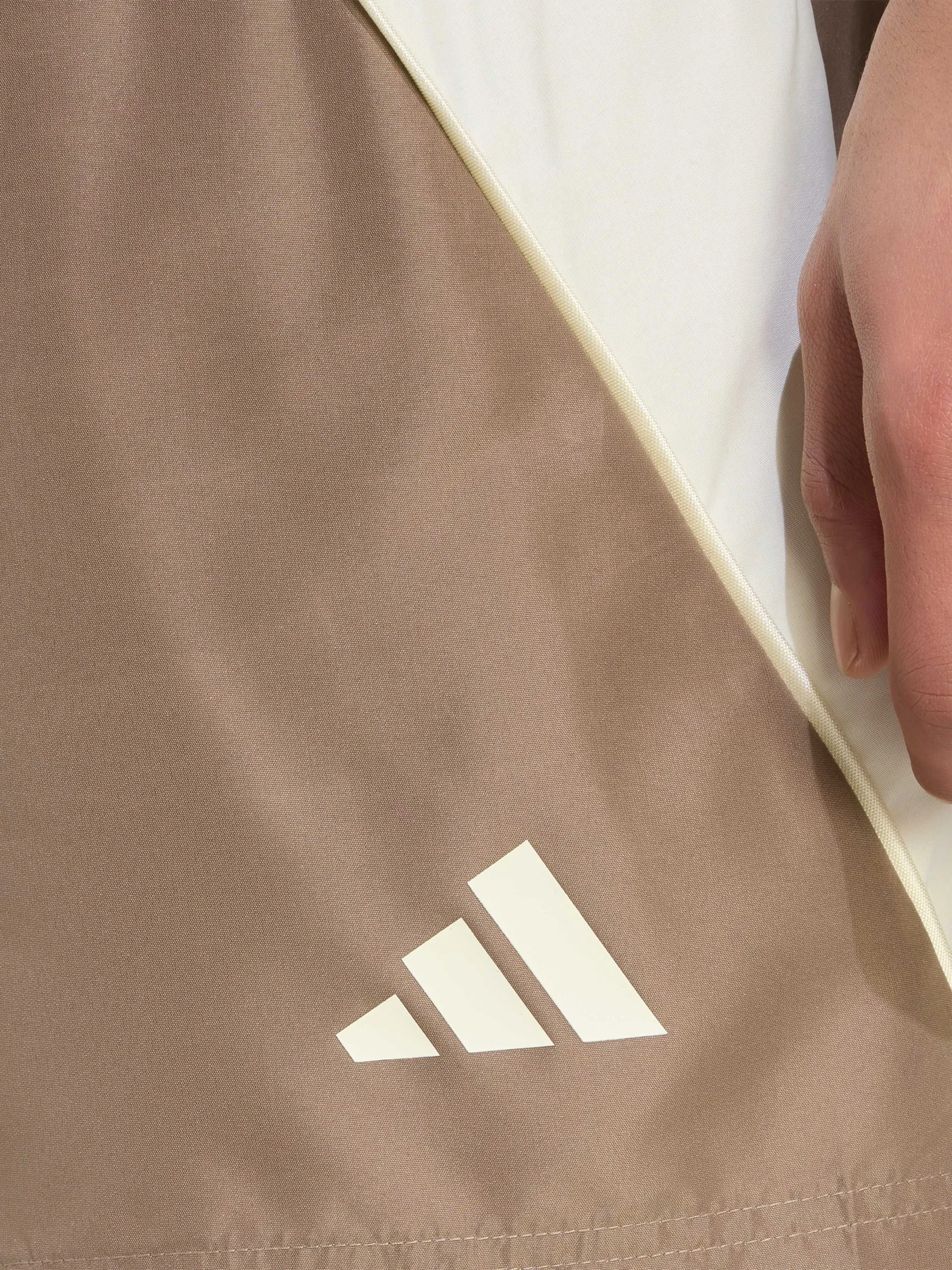 Шорты Adidas модель KR7777 Шорты Adidas модель KR7777 Фото