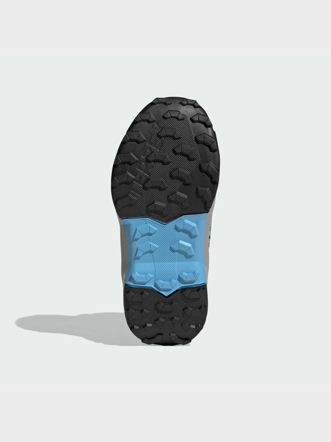 Ботинки и сапоги Adidas Terrex модель KJ6518 Ботинки и сапоги Adidas Terrex модель KJ6518 Фото