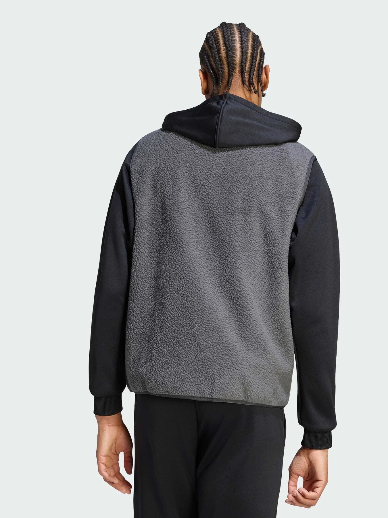 Куртки и дубленки Adidas модель KV2129 Куртки и дубленки Adidas модель KV2129 Фото