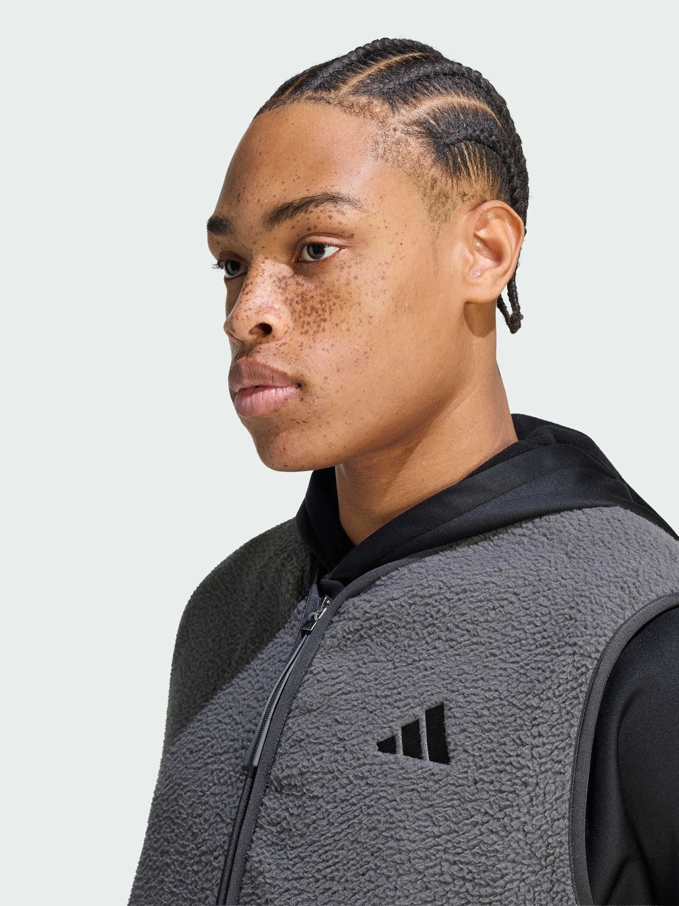 Куртки и дубленки Adidas модель KV2129 Куртки и дубленки Adidas модель KV2129 Фото