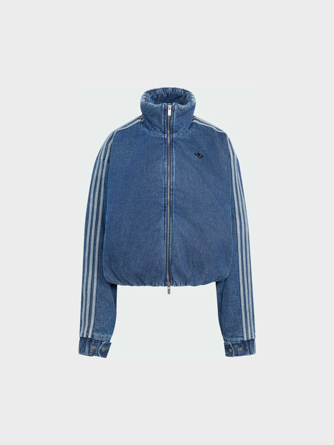 Куртки та дублянки Adidas модель KT4232 Фото