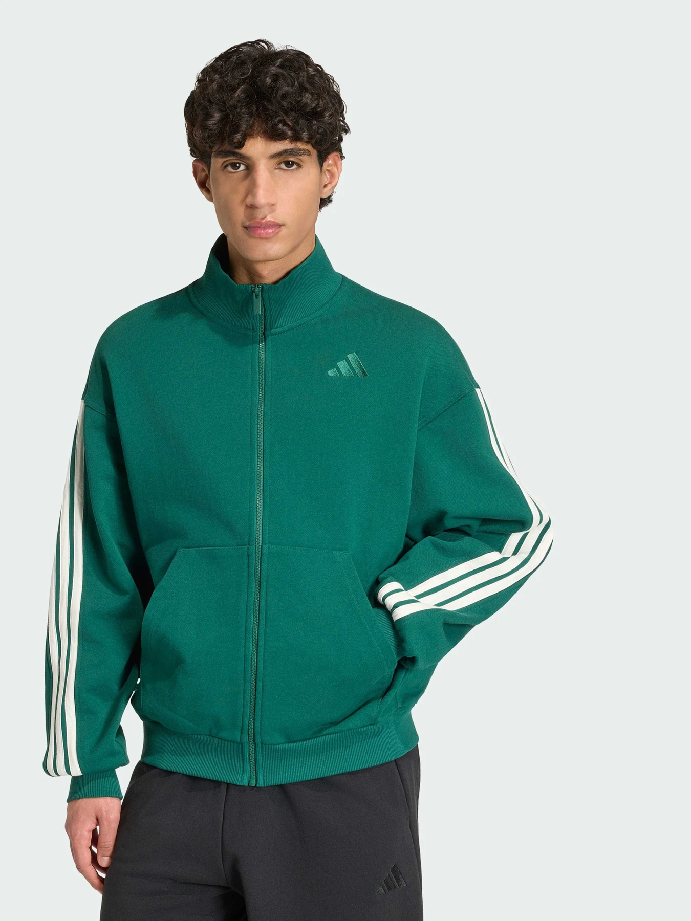 Худі та світшоти Adidas 3 Stripes модель KW2357 Худі та світшоти Adidas 3 Stripes модель KW2357 Фото