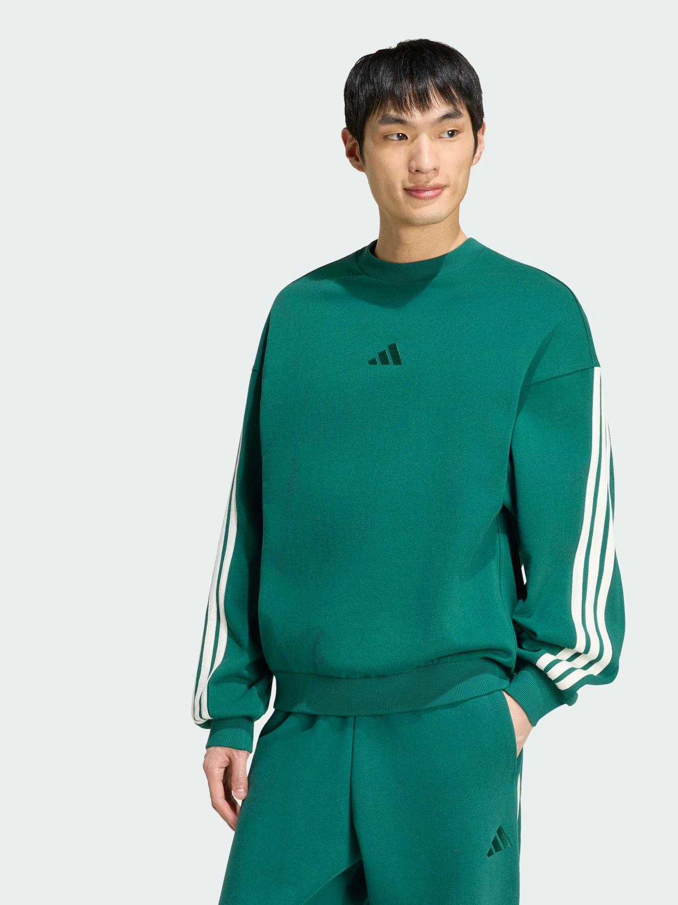 Худі та світшоти Adidas 3 Stripes модель KW2389 Худі та світшоти Adidas 3 Stripes модель KW2389 Фото