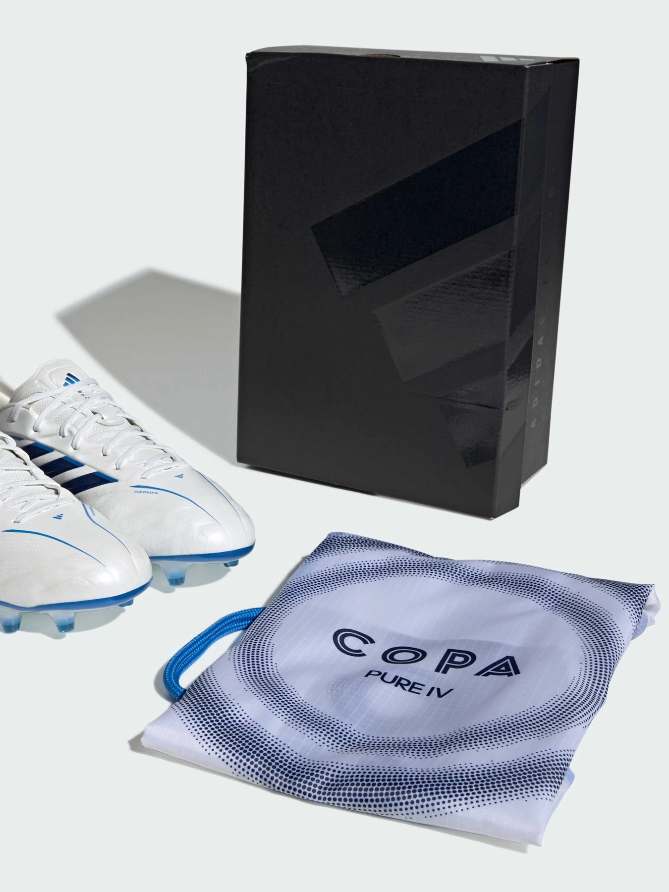 Кросівки Adidas Copa модель KI0591 Кросівки Adidas Copa модель KI0591 Фото