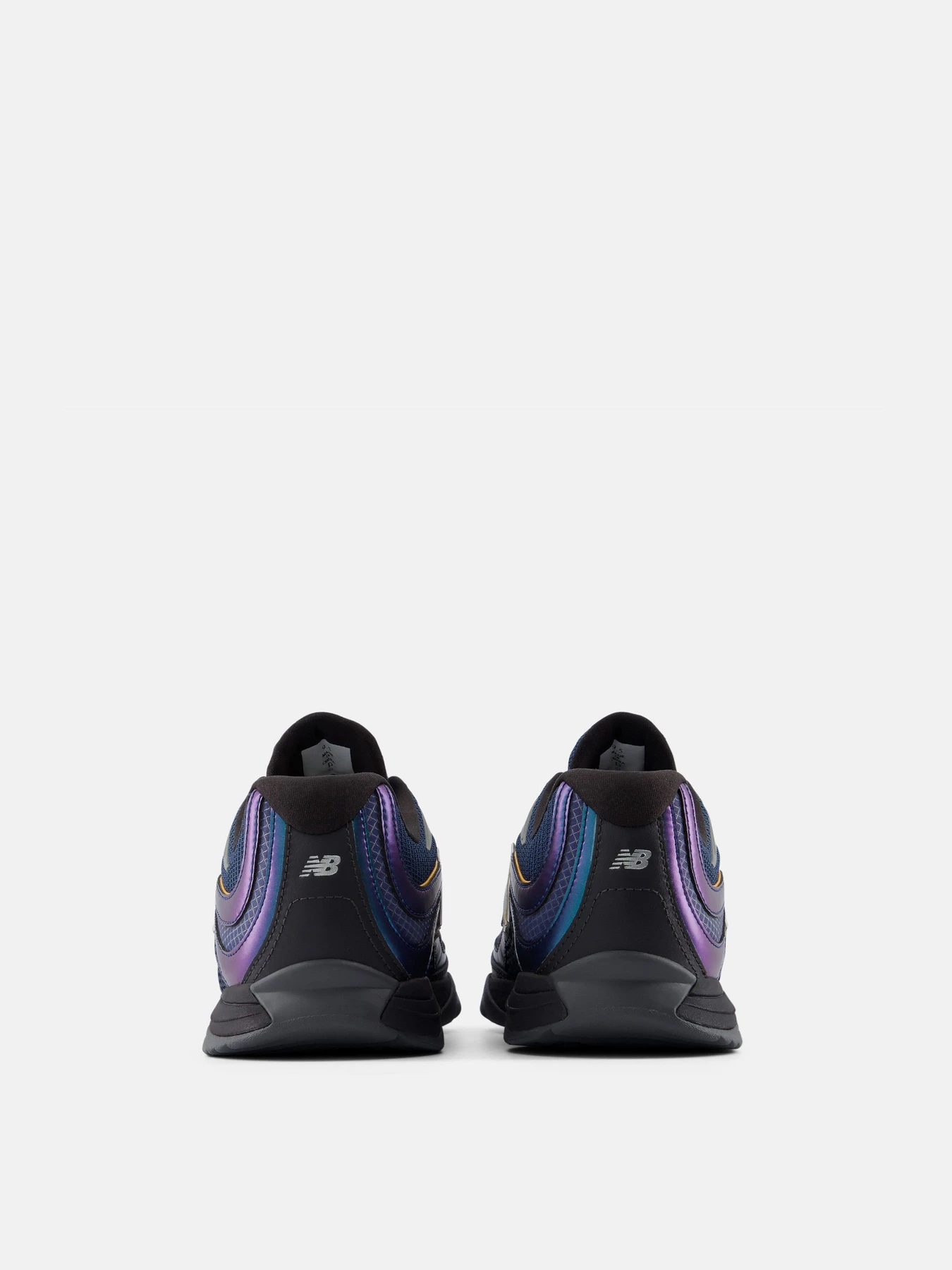 Кроссовки New Balance RC56 модель URC569RW Кроссовки New Balance RC56 модель URC569RW Фото