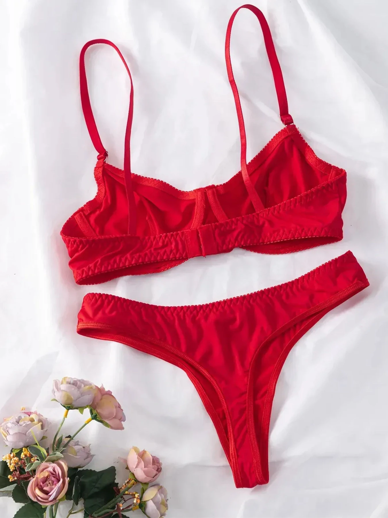 Нижнее белье Uaclothes модель 044-chervonij Нижнее белье Uaclothes модель 044-chervonij Фото