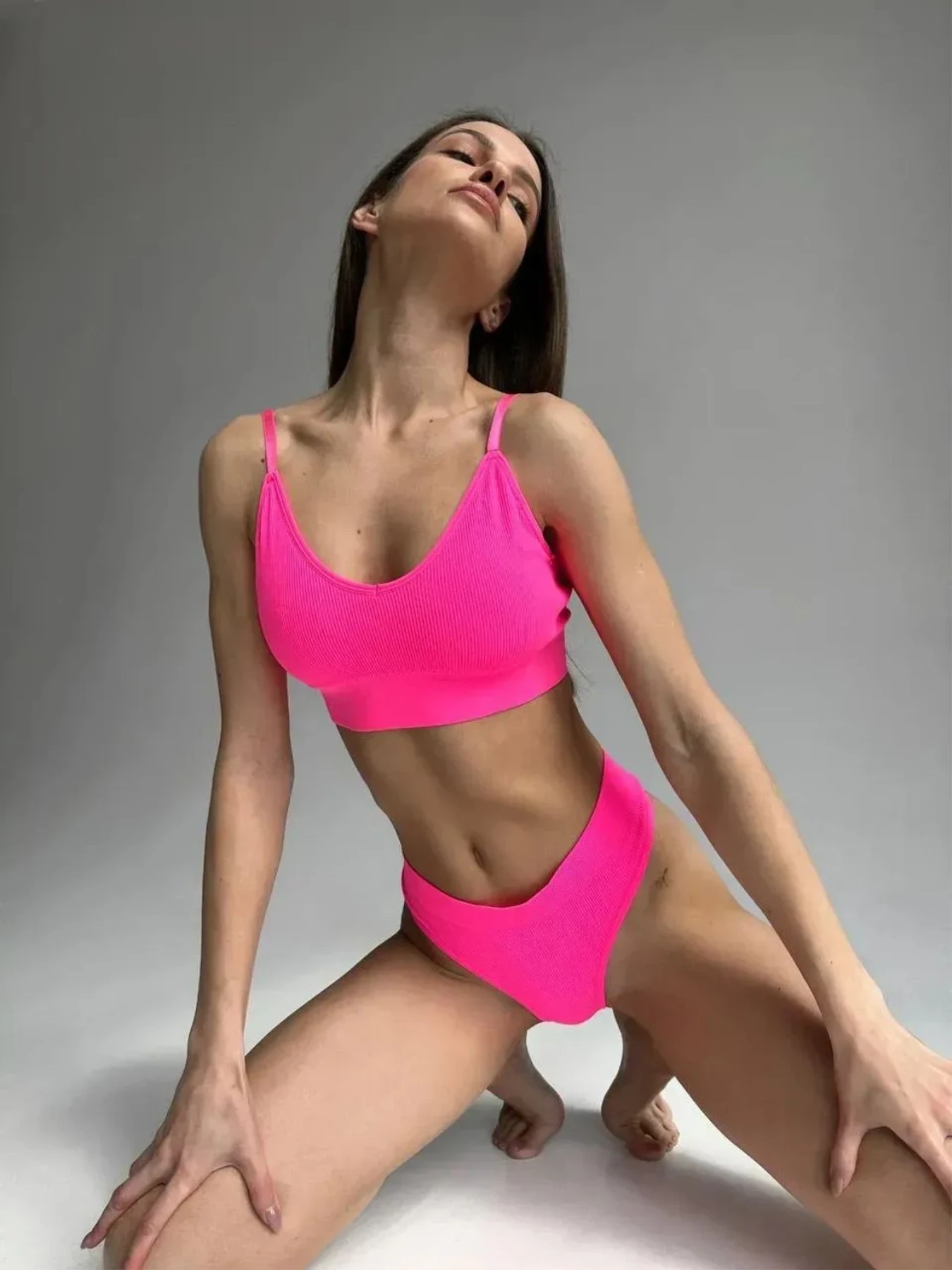 Нижнее белье Uaclothes модель 016-fuksq Фото