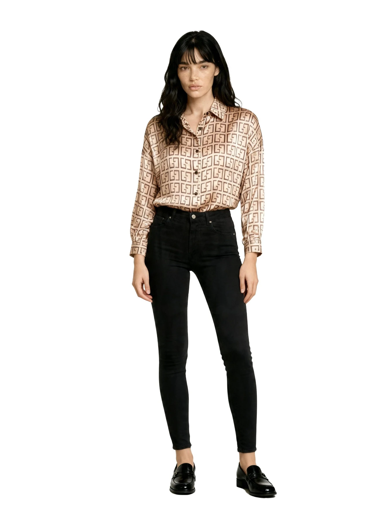 Сорочки LadyLike модель ladlk154235631-bezhevij Сорочки LadyLike модель ladlk154235631-bezhevij Фото