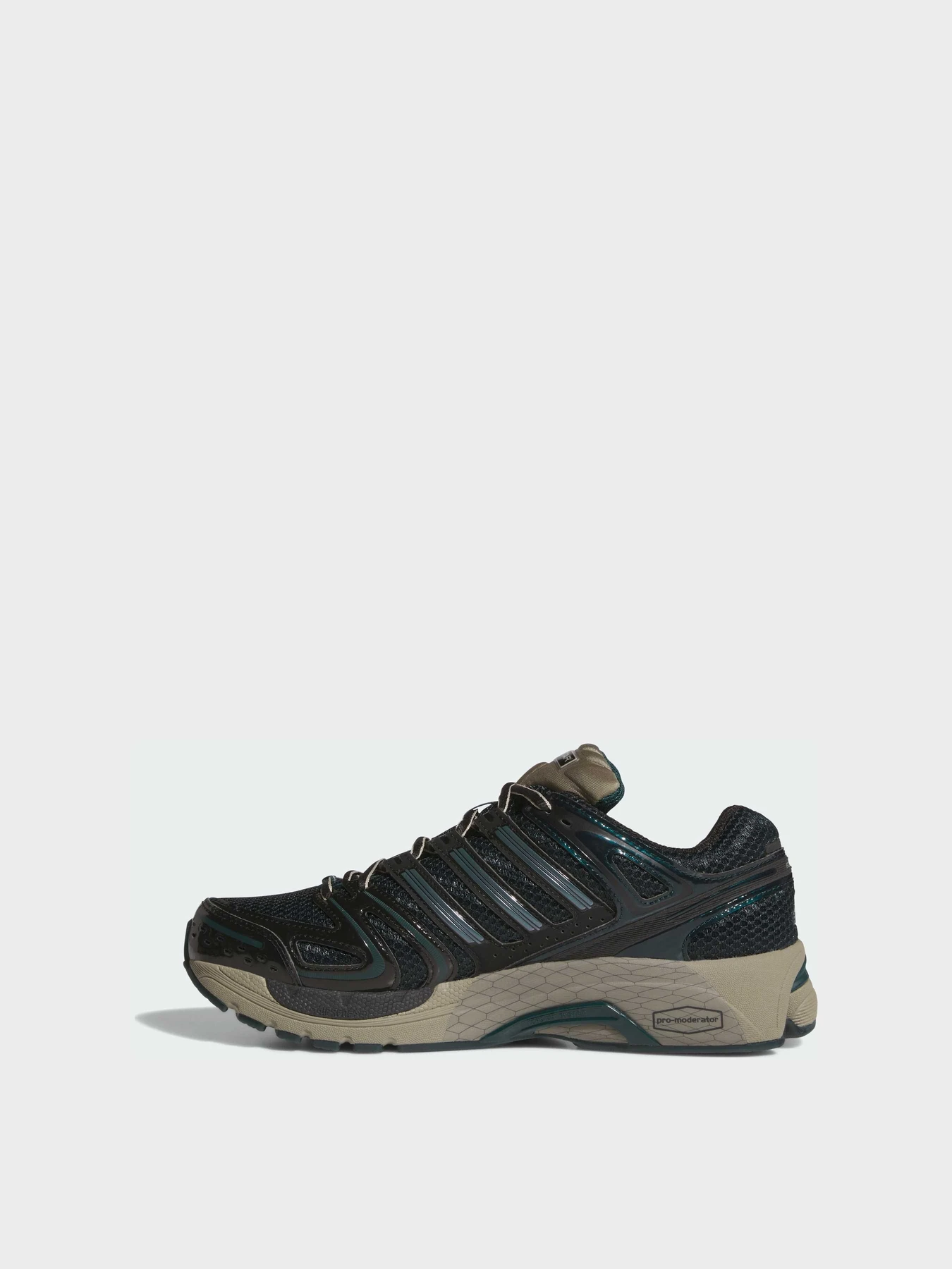 Кроссовки Adidas модель KJ3631 Кроссовки Adidas модель KJ3631 Фото