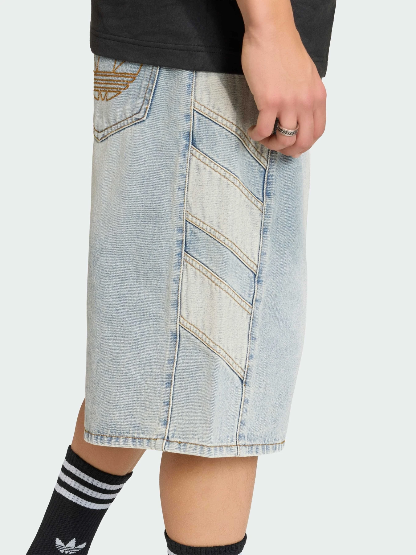 Шорти Adidas модель KE0133 Фото