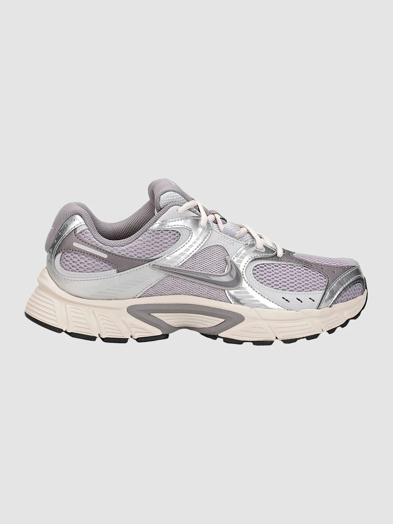 Кросівки NIKE V5 Rnr модель HJ5228-011 Фото