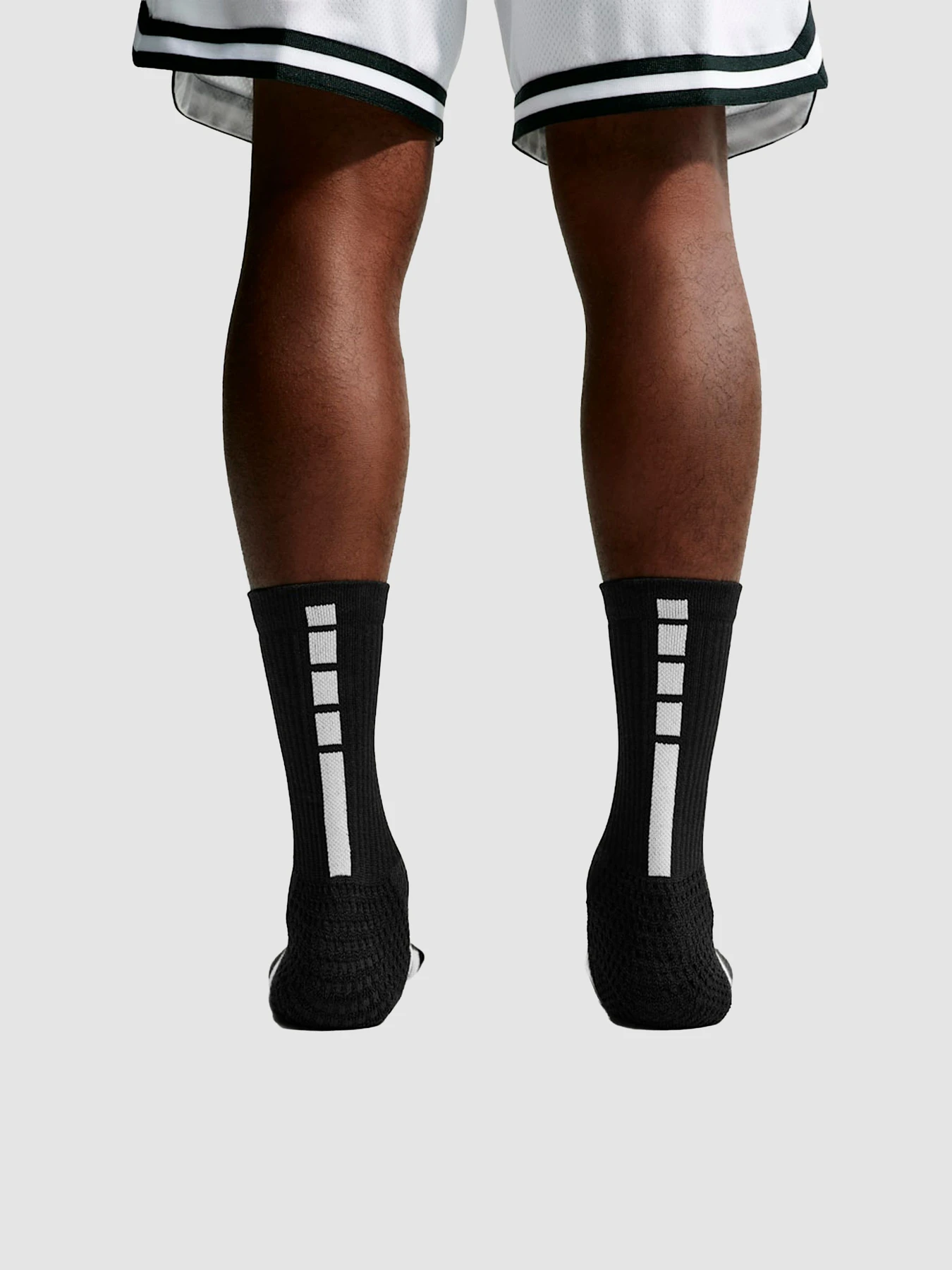 Носки и гольфы NIKE lite 2.0 Cushioned Crew Socks (1 Pair) модель HM0285-010 Носки и гольфы NIKE lite 2.0 Cushioned Crew Socks (1 Pair) модель HM0285-010 Фото