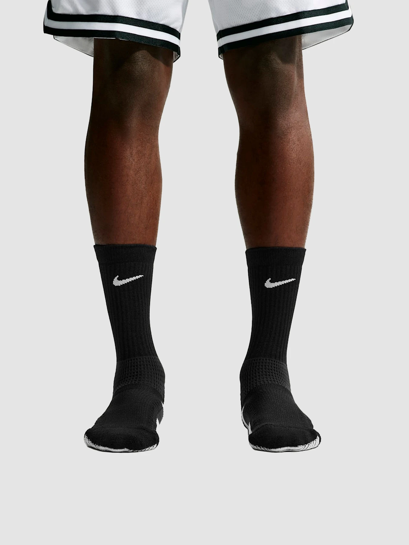 Носки и гольфы NIKE lite 2.0 Cushioned Crew Socks (1 Pair) модель HM0285-010 Носки и гольфы NIKE lite 2.0 Cushioned Crew Socks (1 Pair) модель HM0285-010 Фото
