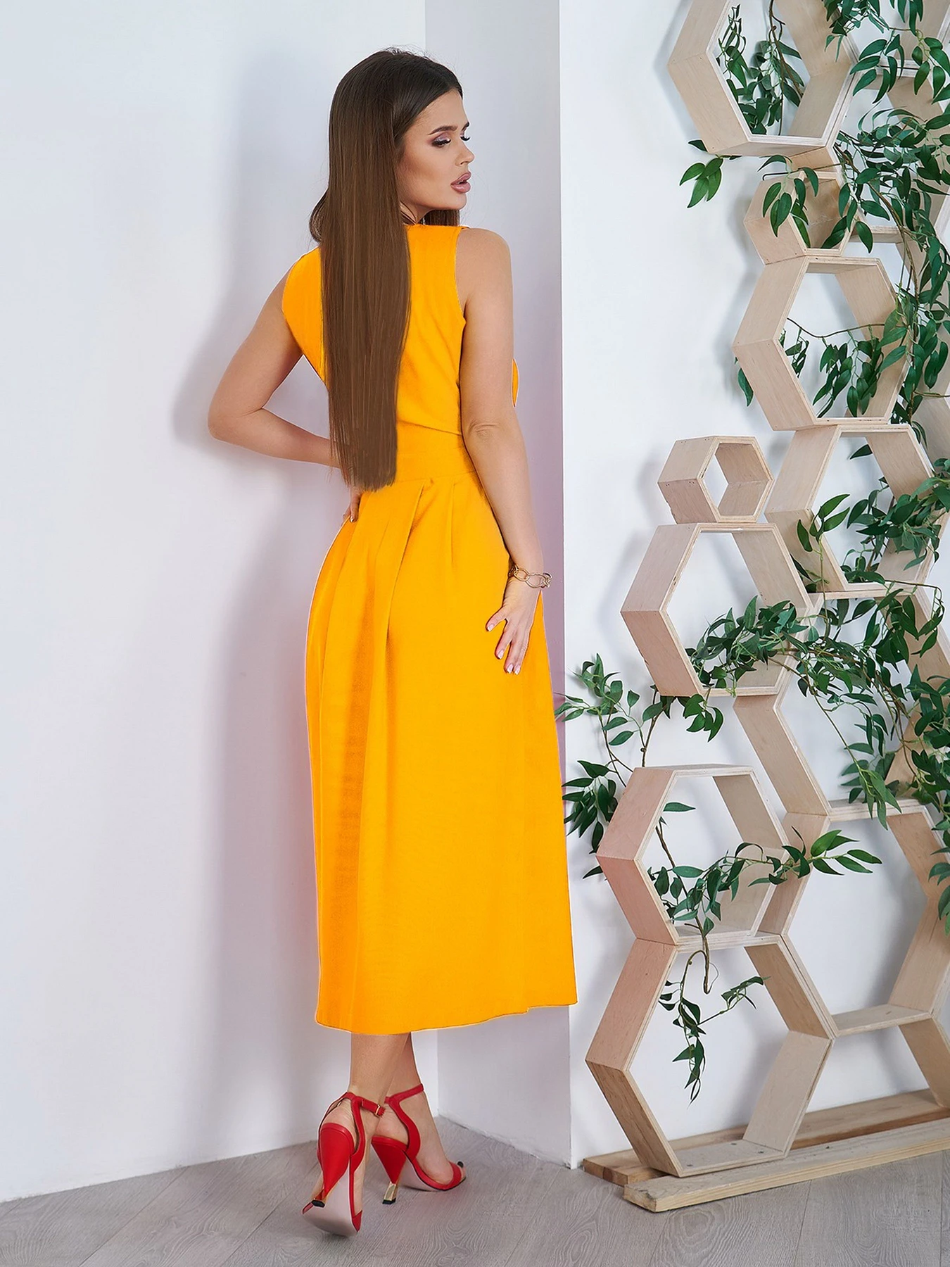 Сукні ISSA Plus модель 11757_mustard Фото