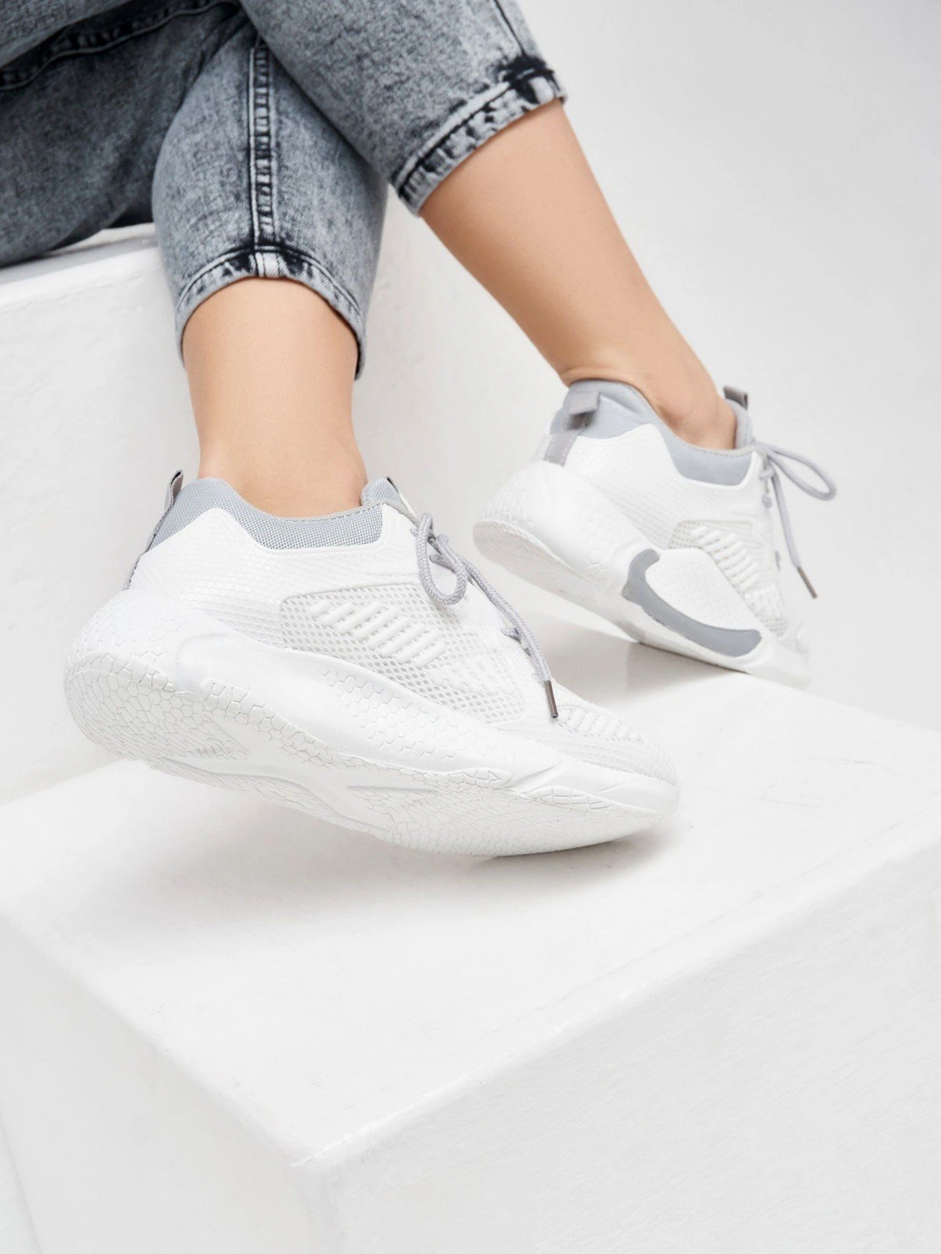 Кроссовки ISSA Plus модель OB2-19_whitegrey Фото