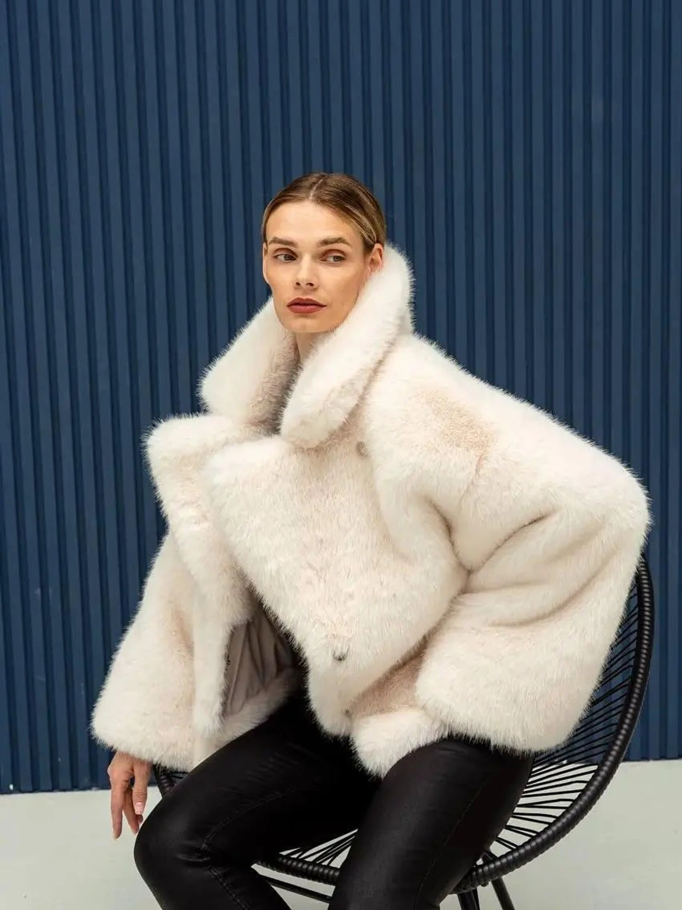 Куртки та дублянки UVENTUM модель N74V Фото