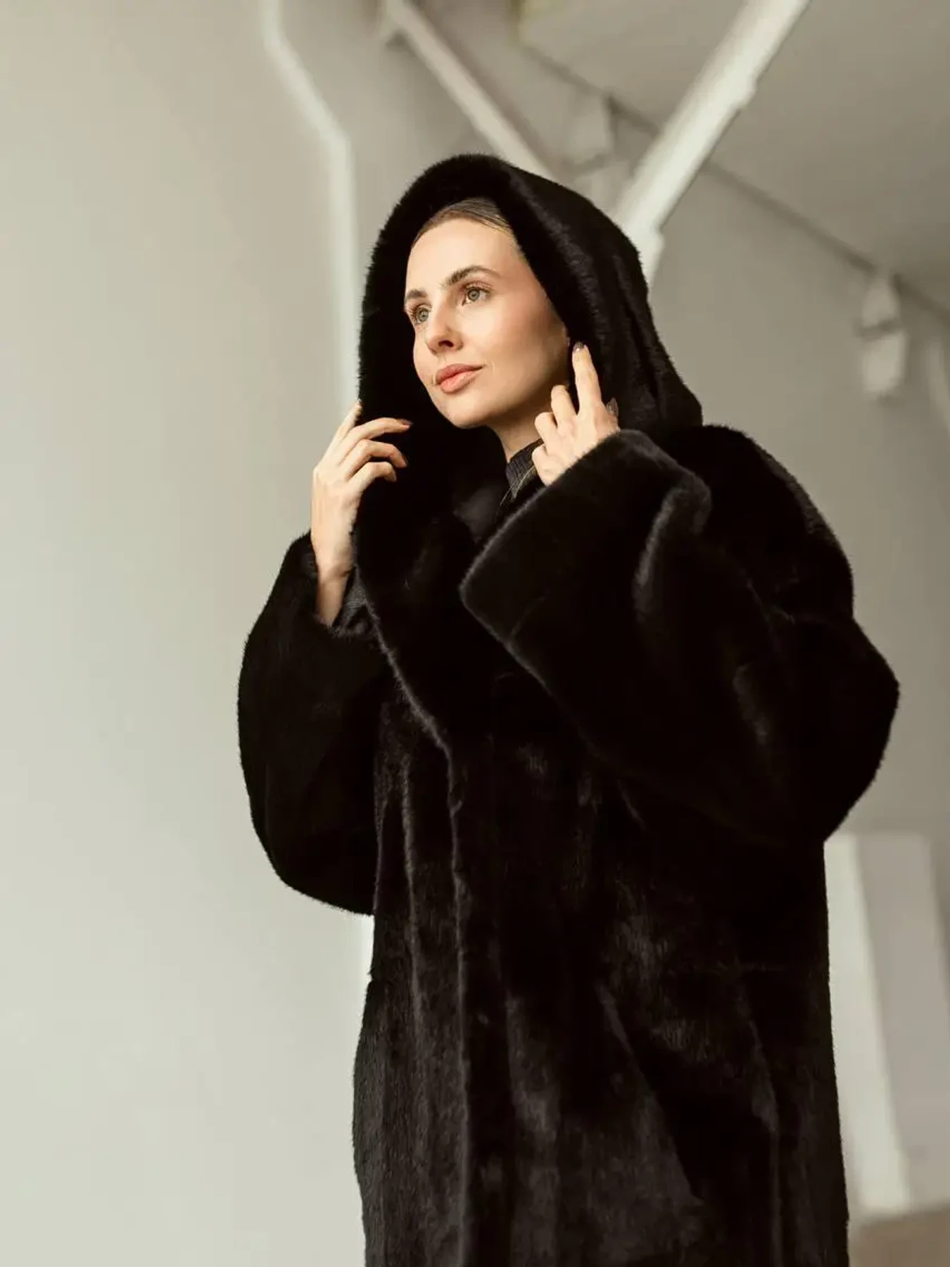 Куртки и дубленки UVENTUM модель N89V Куртки и дубленки UVENTUM модель N89V Фото