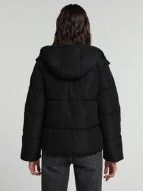Куртки и дубленки Colin’s модель CL1081511_Q1.V1_BLK Фото