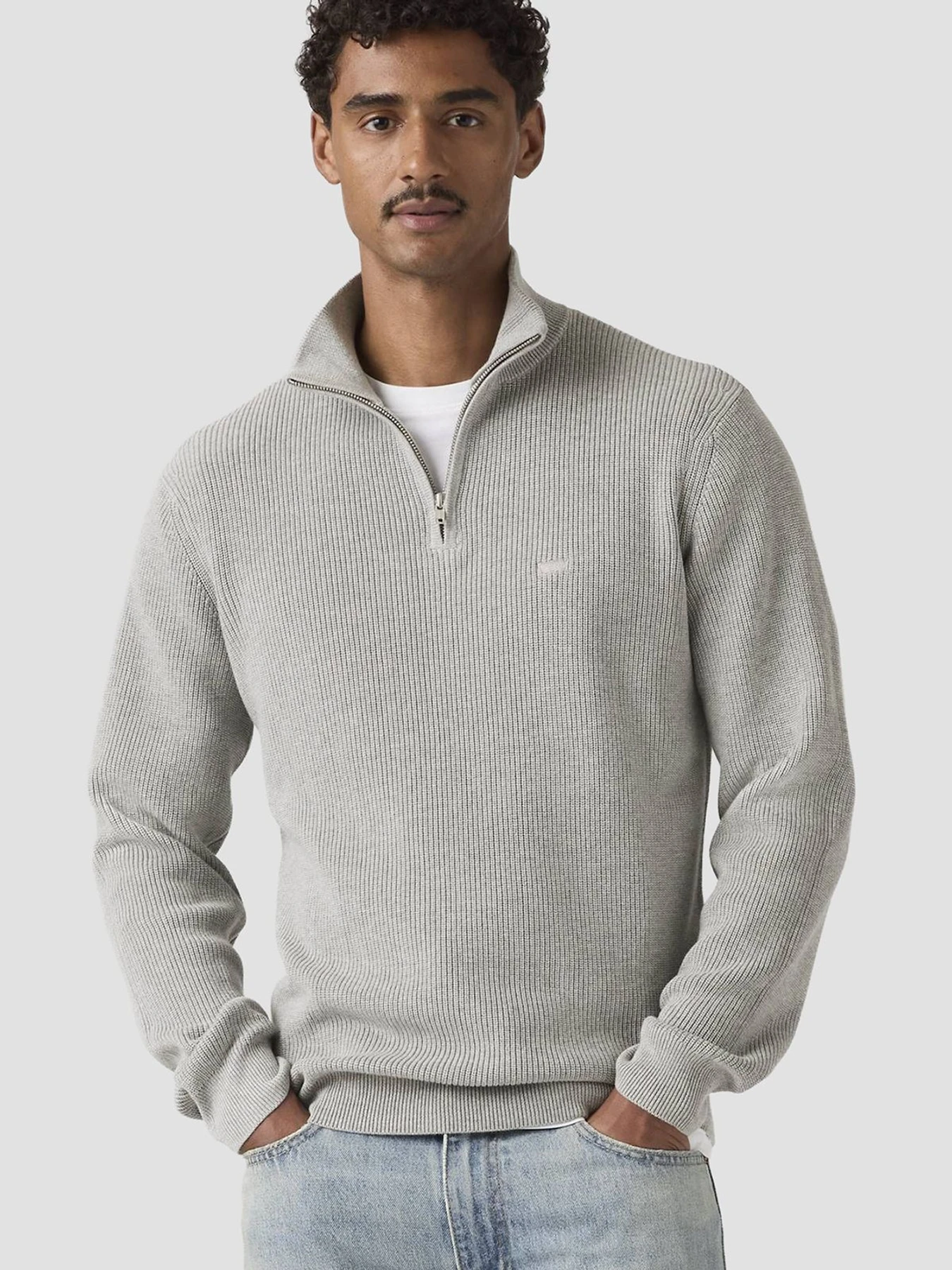 Свитры и кардиганы Levi's модель 0058U;0002 Свитры и кардиганы Levi's модель 0058U;0002 Фото