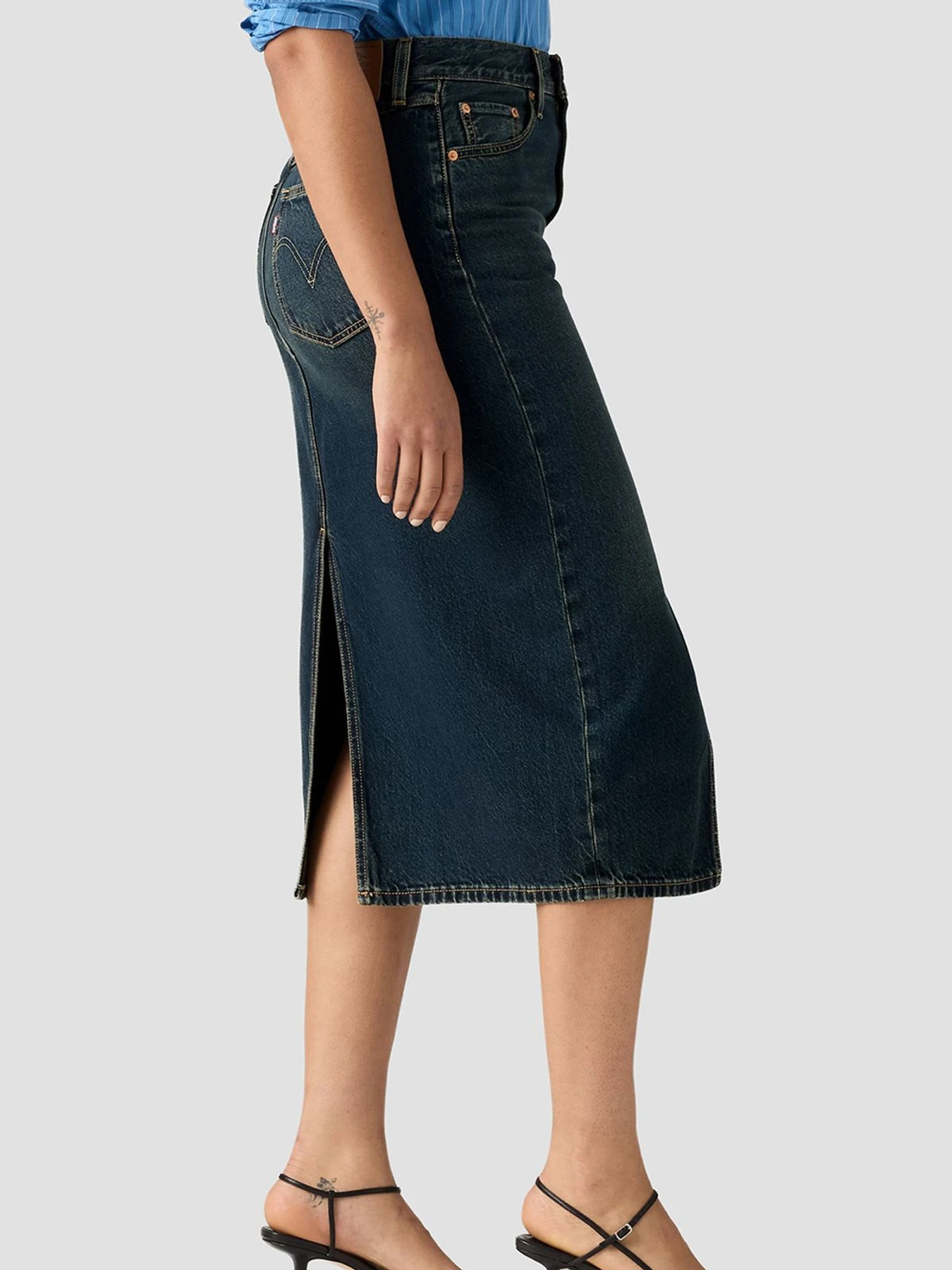 Юбки Levi's модель 008AF;0001 Юбки Levi's модель 008AF;0001 Фото