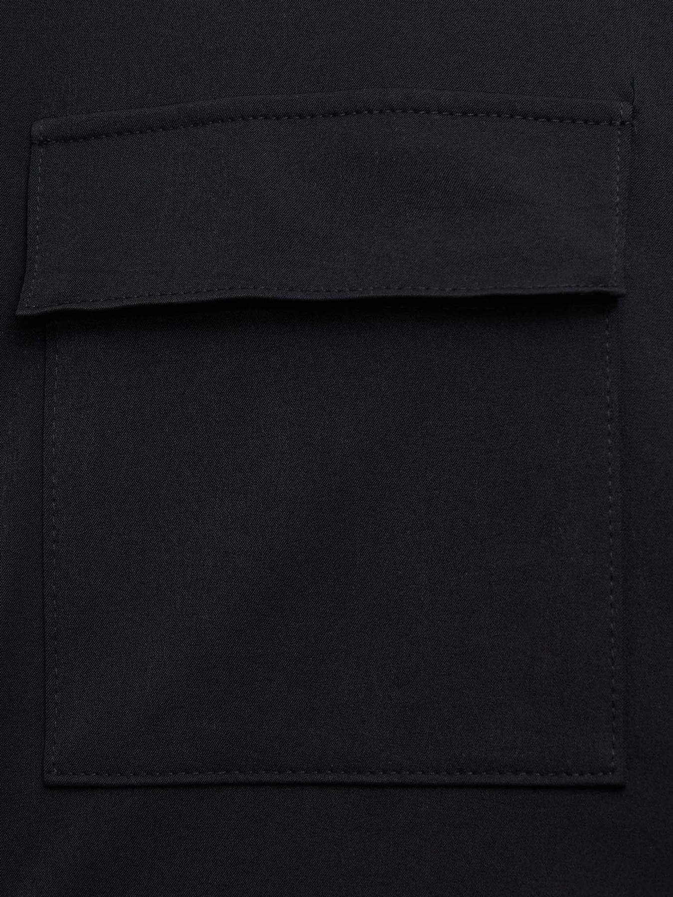 Сорочки Karl Lagerfeld модель 563093.605975;990 Сорочки Karl Lagerfeld модель 563093.605975;990 Фото