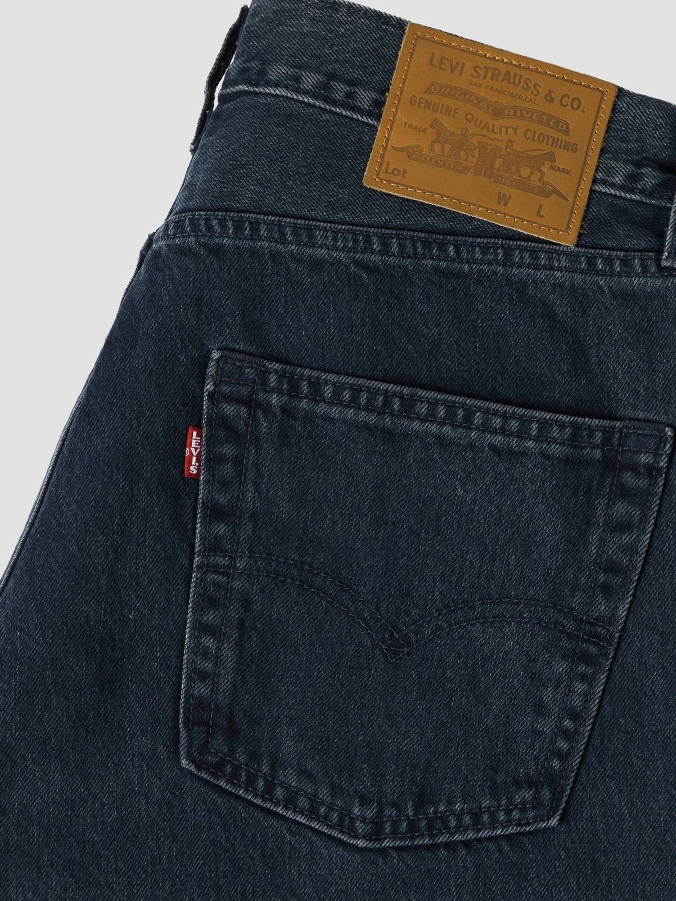 Джинсы Levi's модель A4750;0129 Джинсы Levi's модель A4750;0129 Фото