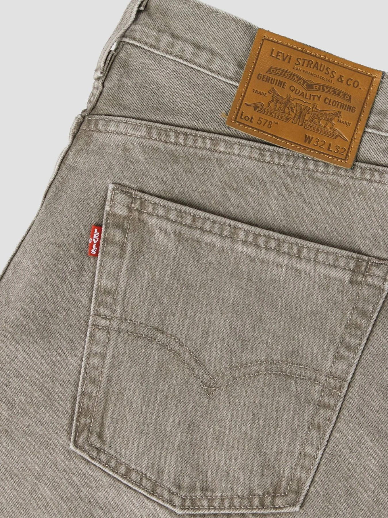 Джинсы Levi's модель A4750;0131 Джинсы Levi's модель A4750;0131 Фото