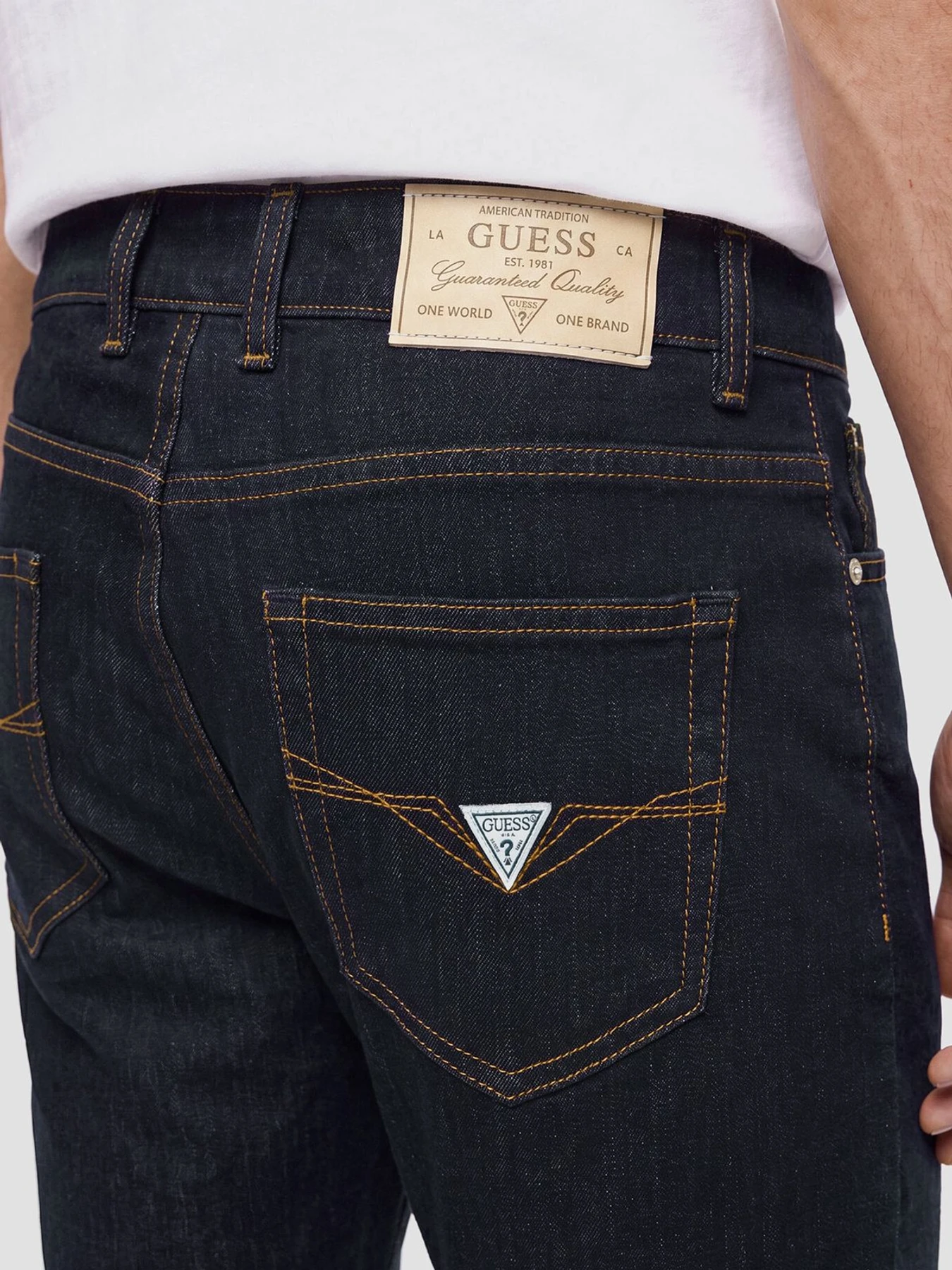 Джинсы GUESS модель M6YA82.D1473;1TRB Фото