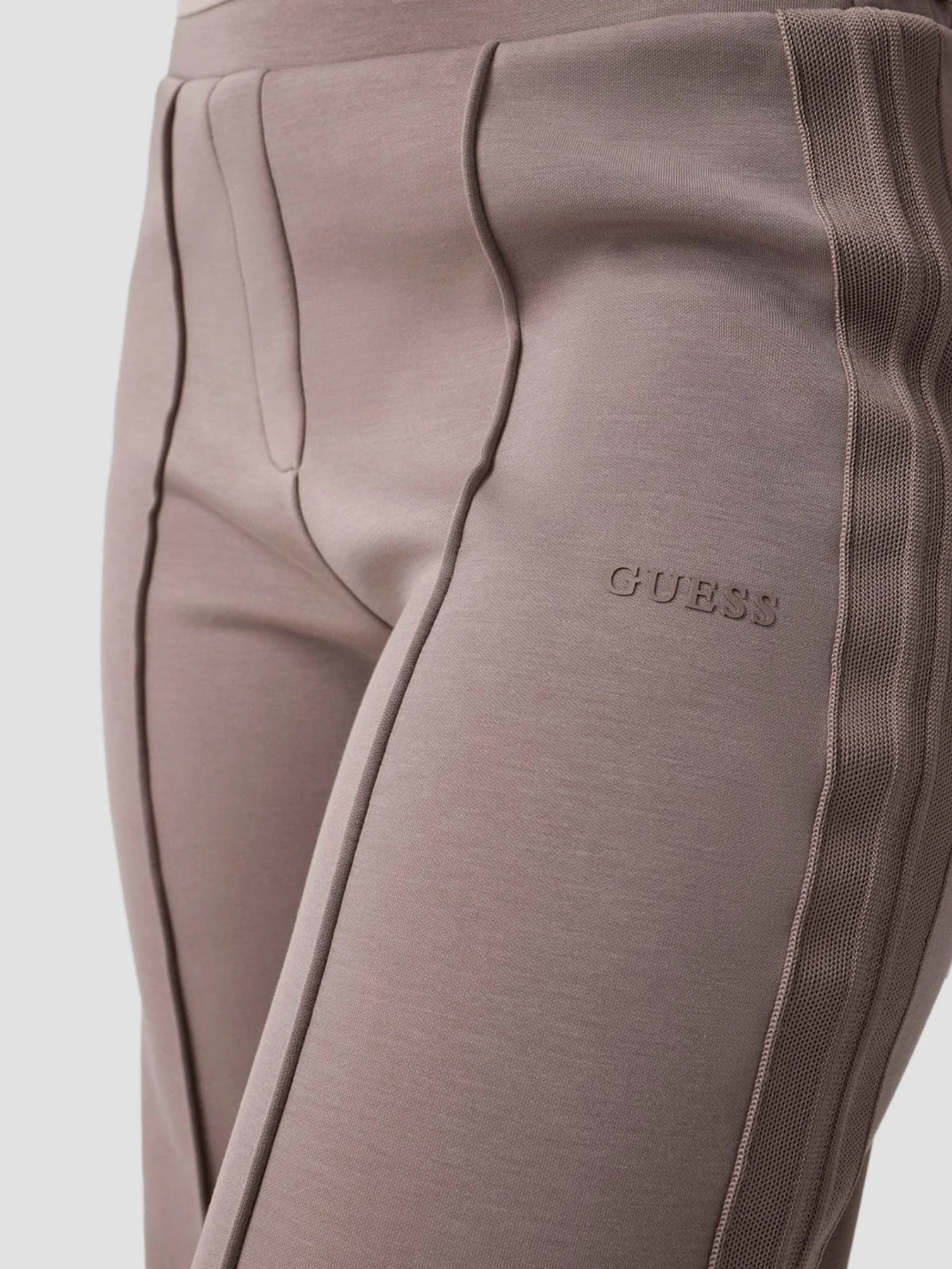 Брюки GUESS модель V6YB14.K4306;A92T Брюки GUESS модель V6YB14.K4306;A92T Фото