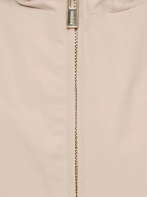 Куртки та дублянки GUESS модель V6YL11.W2871;G1L9 Фото