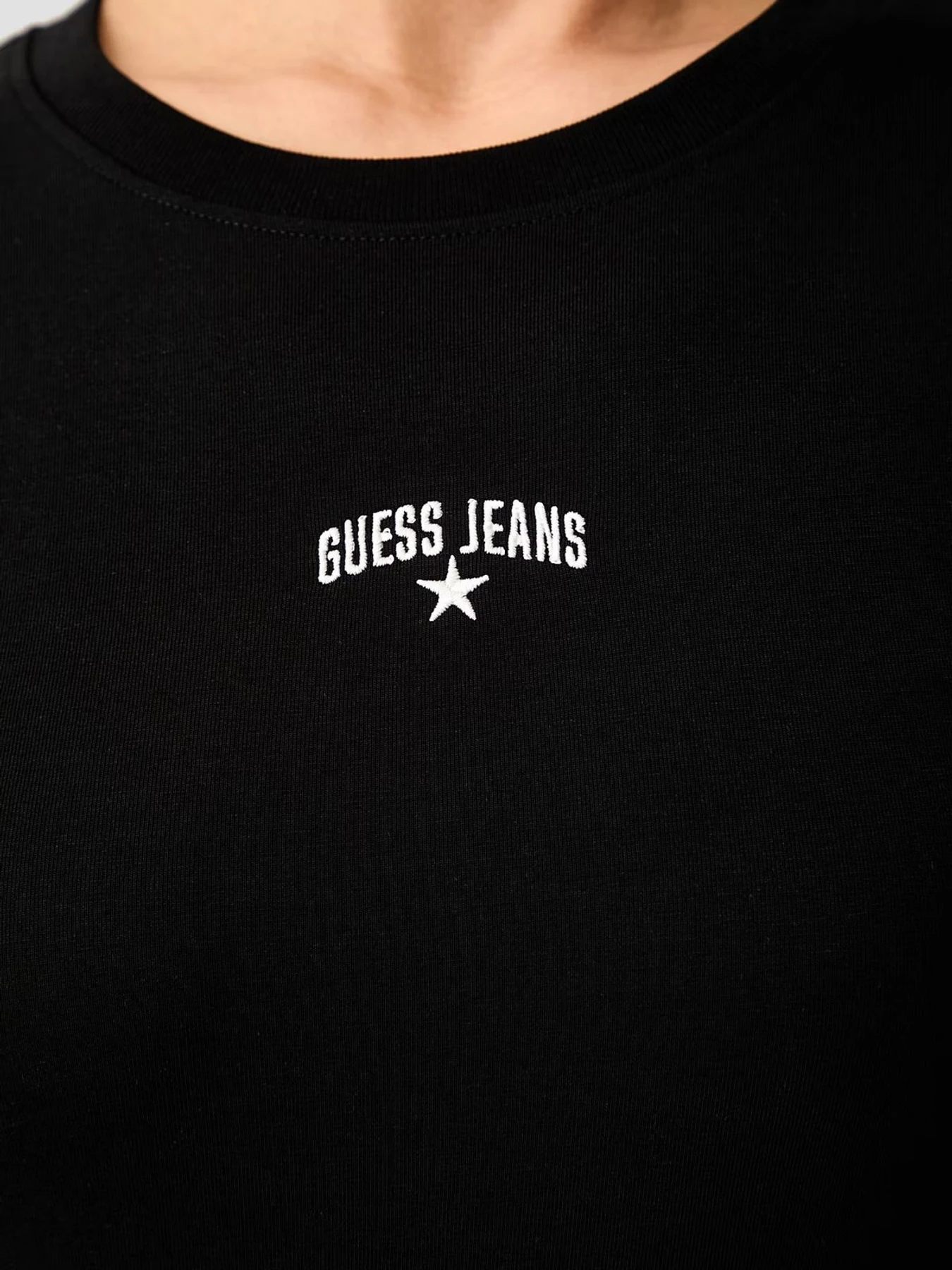 Футболки и поло Guess Jeans модель W6YI51.K4679;JBLK Фото