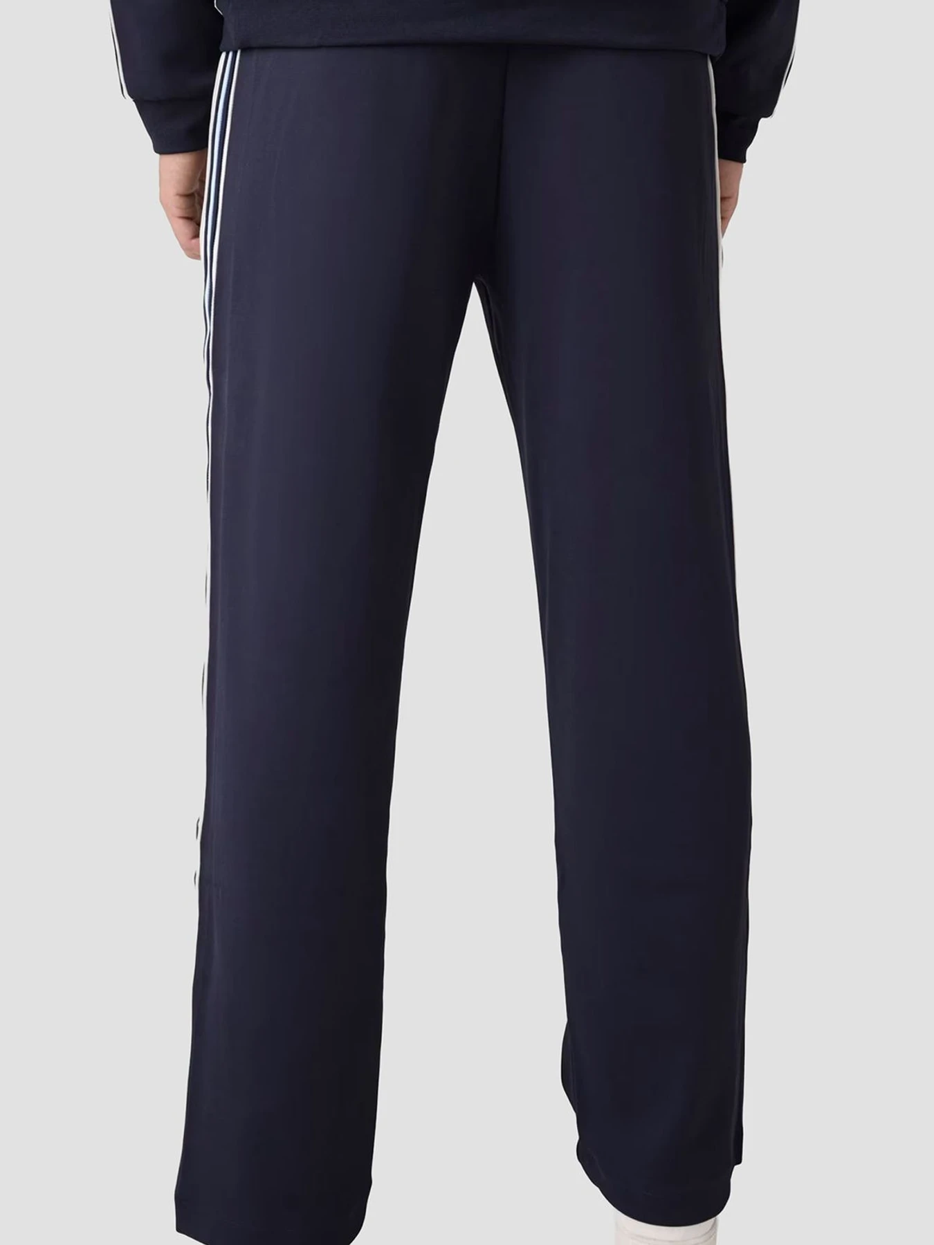 Брюки GUESS модель Z6YB19.K5011;G7V2 Брюки GUESS модель Z6YB19.K5011;G7V2 Фото