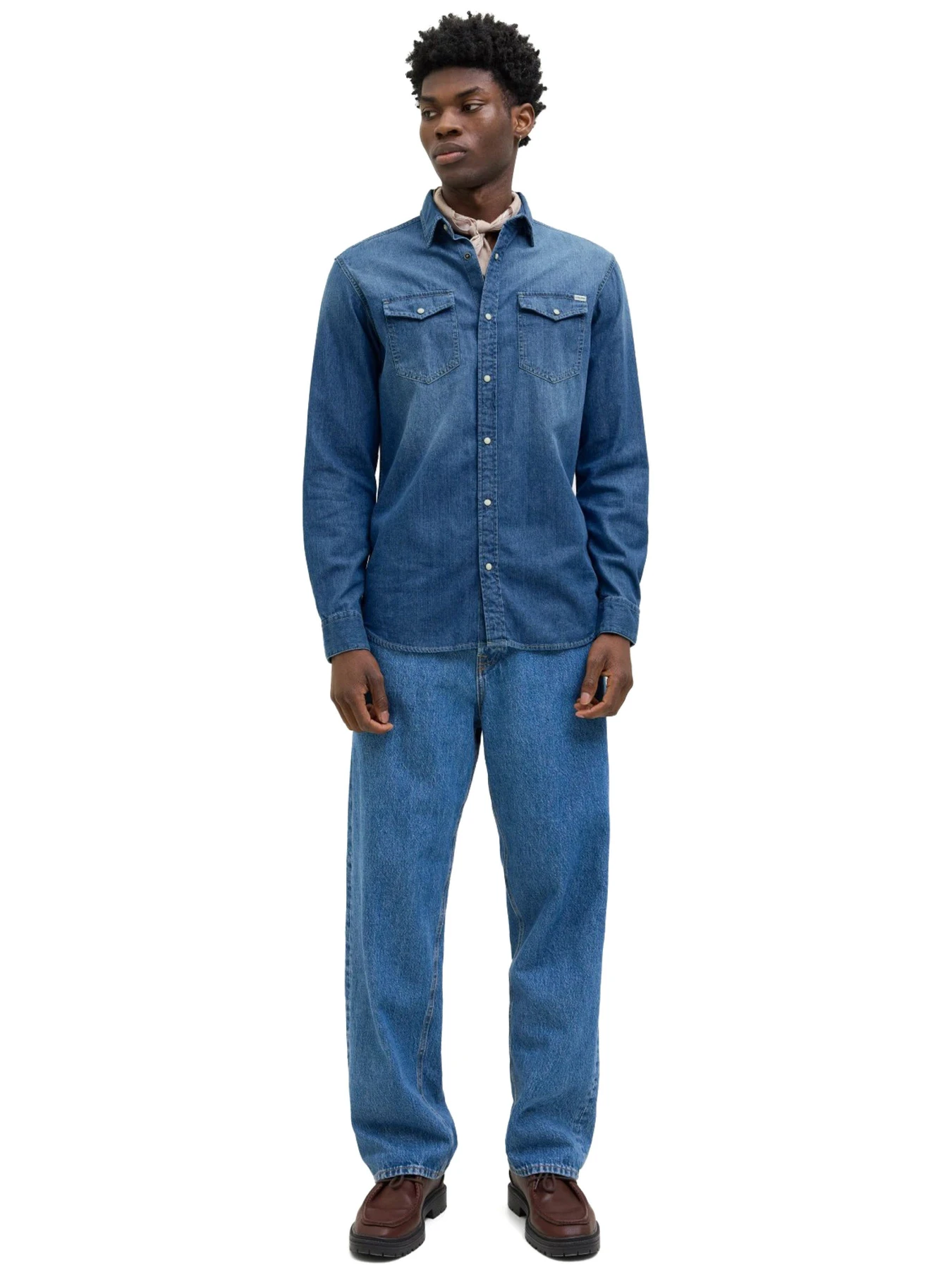 Рубашки JACK & JONES модель 12138115-Medium Blue Denim Фото