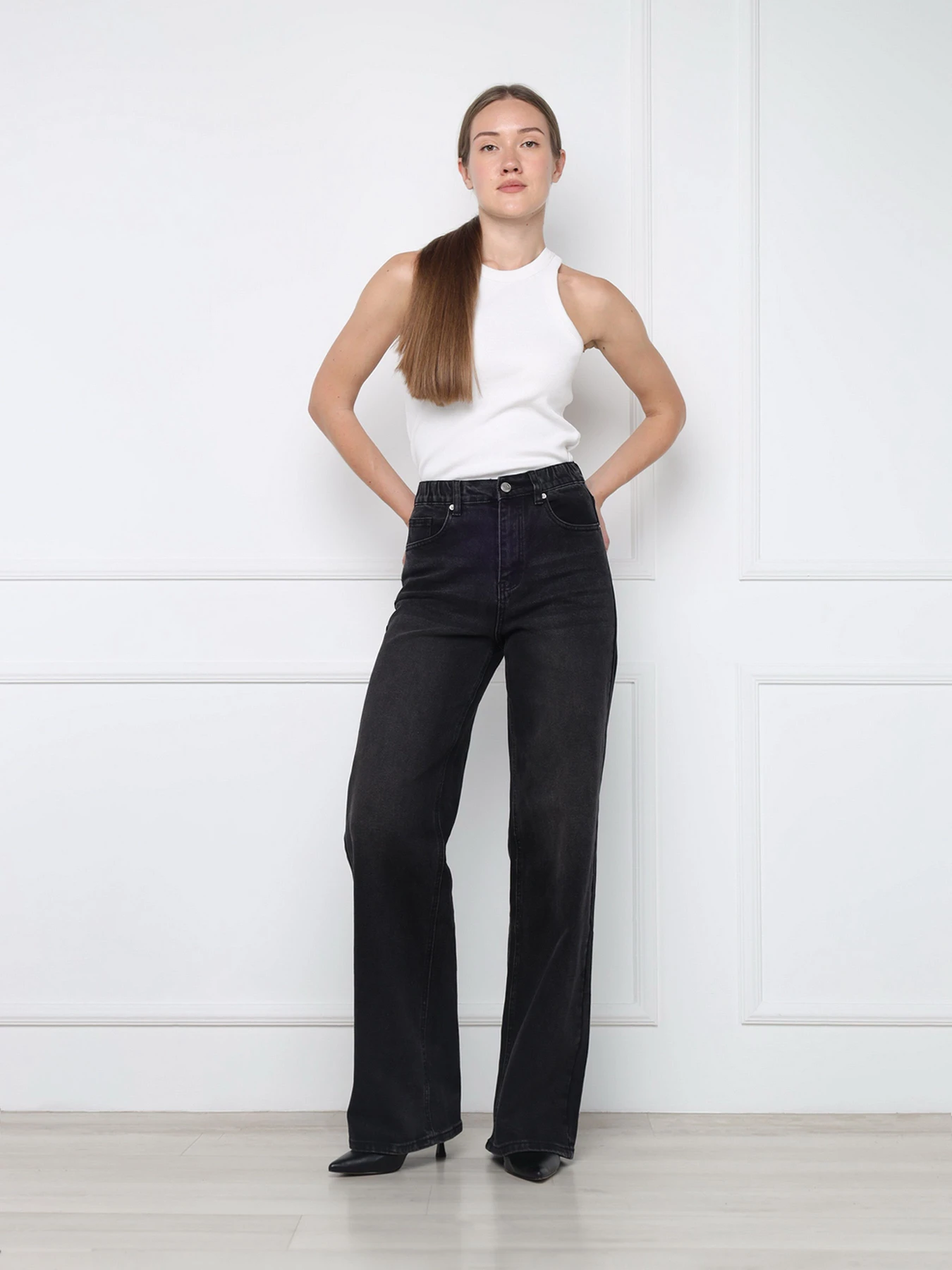Джинсы YUKI модель ЦБ-00295752 Фото